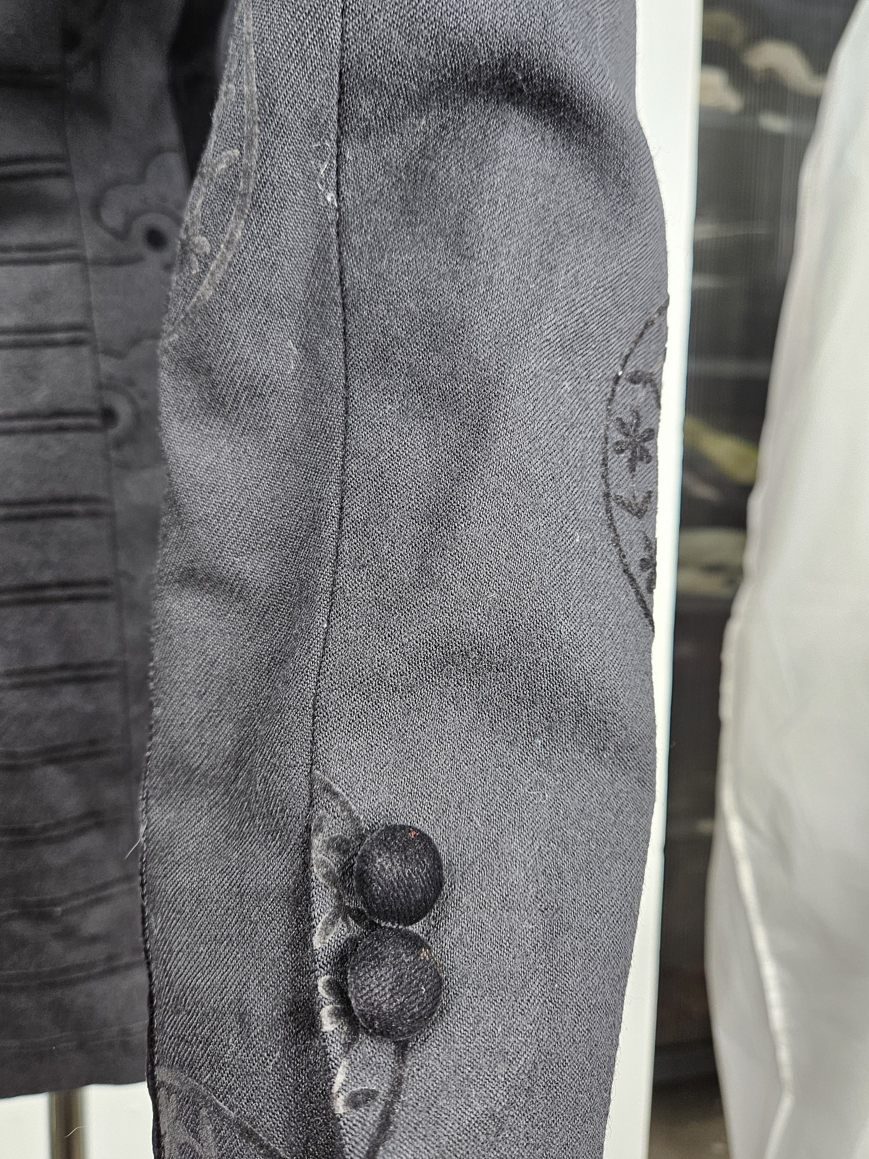 Dolce & Gabbana Black Wool Fitted 3-Button Jacket Size S / US 4 / IT 40 - 5 Thumbnail