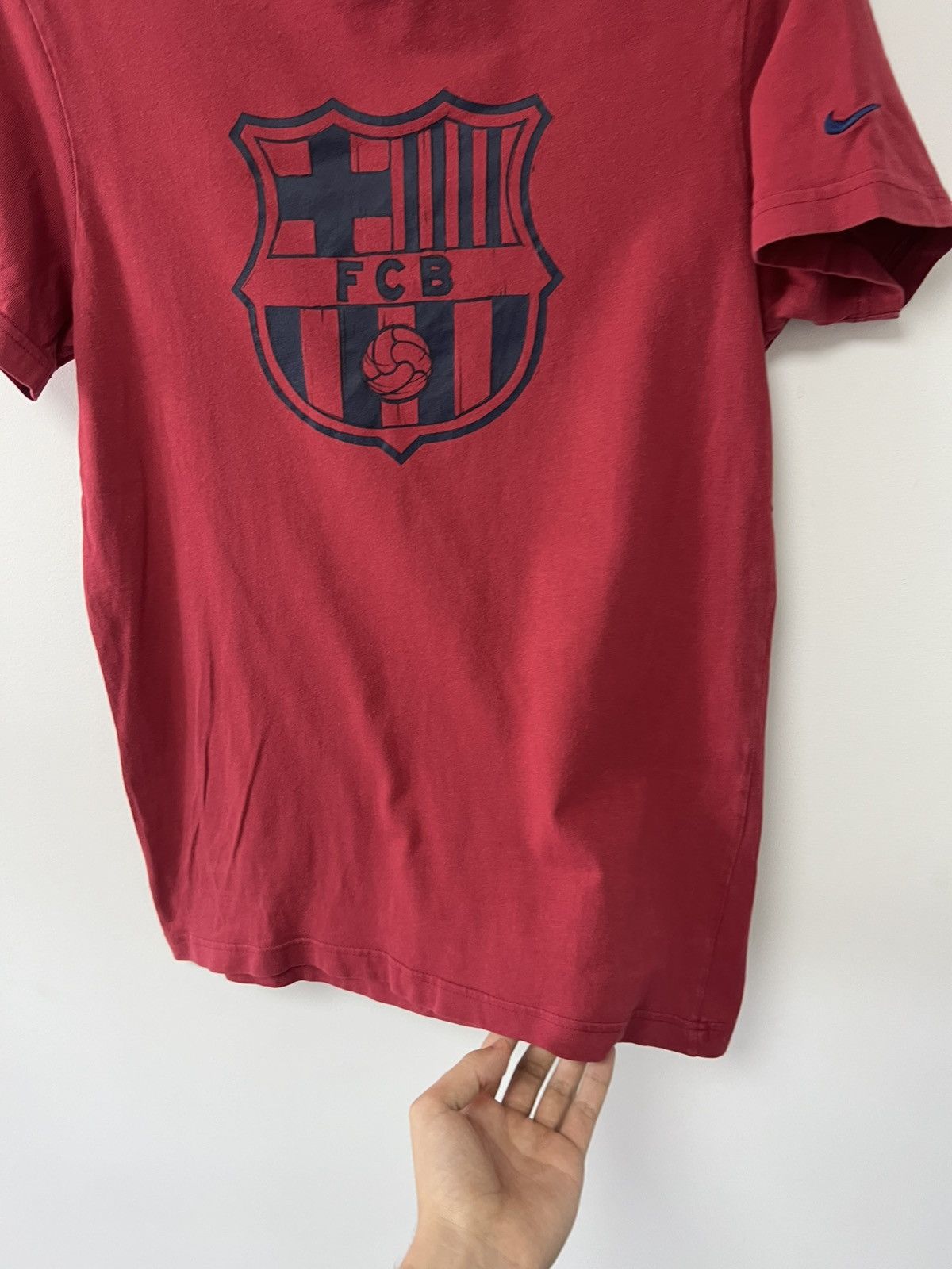 Nike Fc Barcelona Training Football Nike T shirt Cotton Red sz M Size US M / EU 48-50 / 2 - 10 Thumbnail