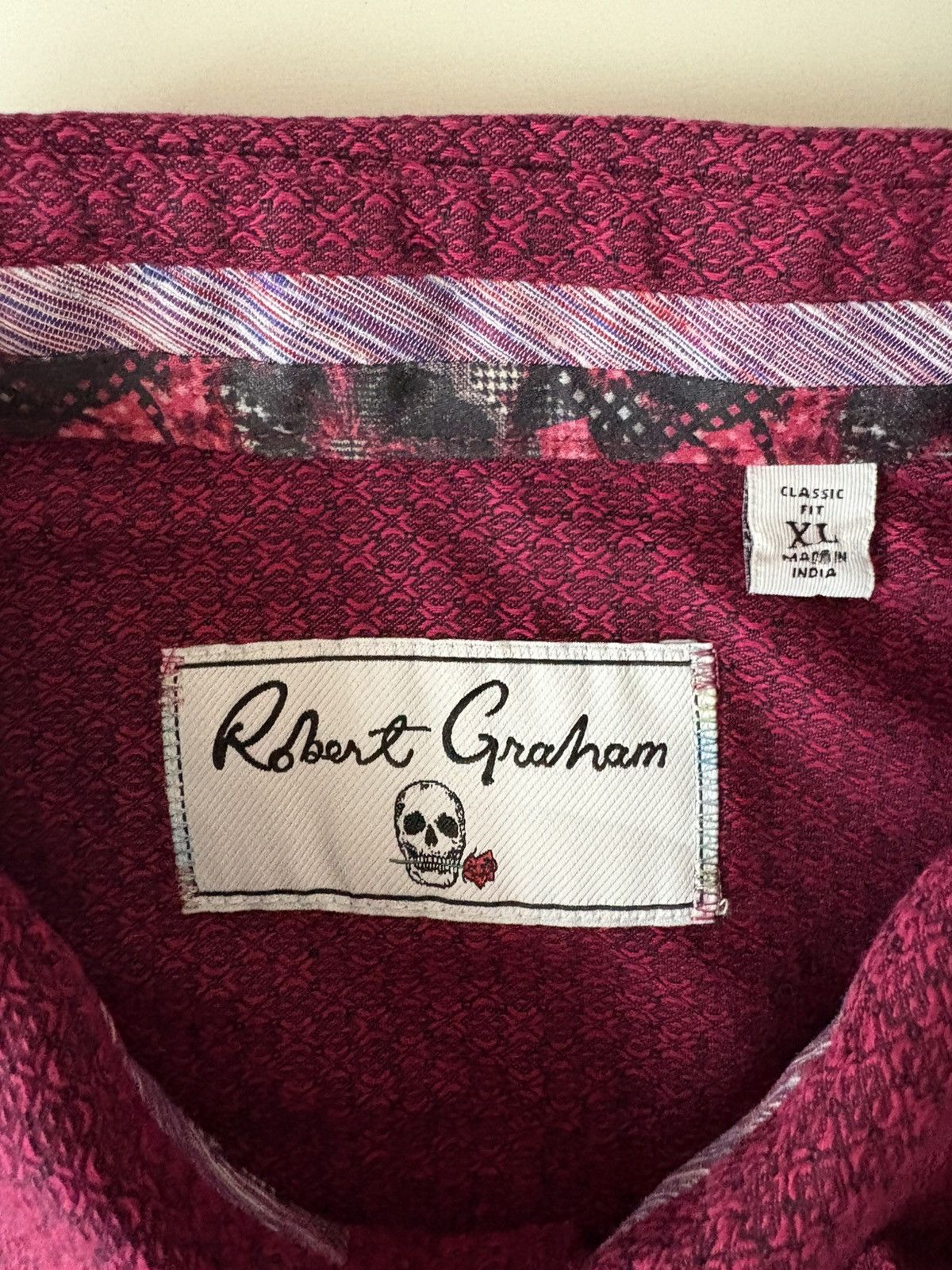 Robert Graham Robert Graham Metro Flip Cuff Shirt Classic Fit, Raspberry Size US XL / EU 56 / 4 - 6 Thumbnail
