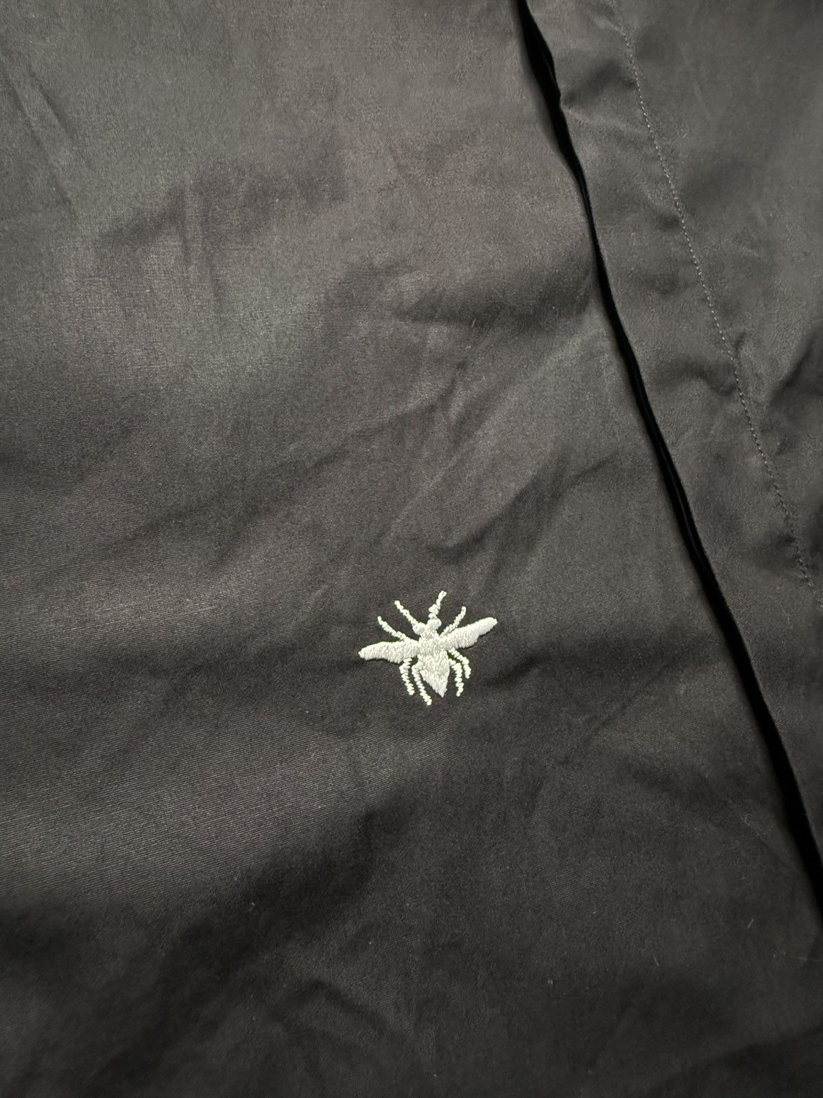 Dior Dior x Hedi Slimane F/W 06 These Gray Days Bee Embroid Shirt Size US M / EU 48-50 / 2 - 9 Thumbnail