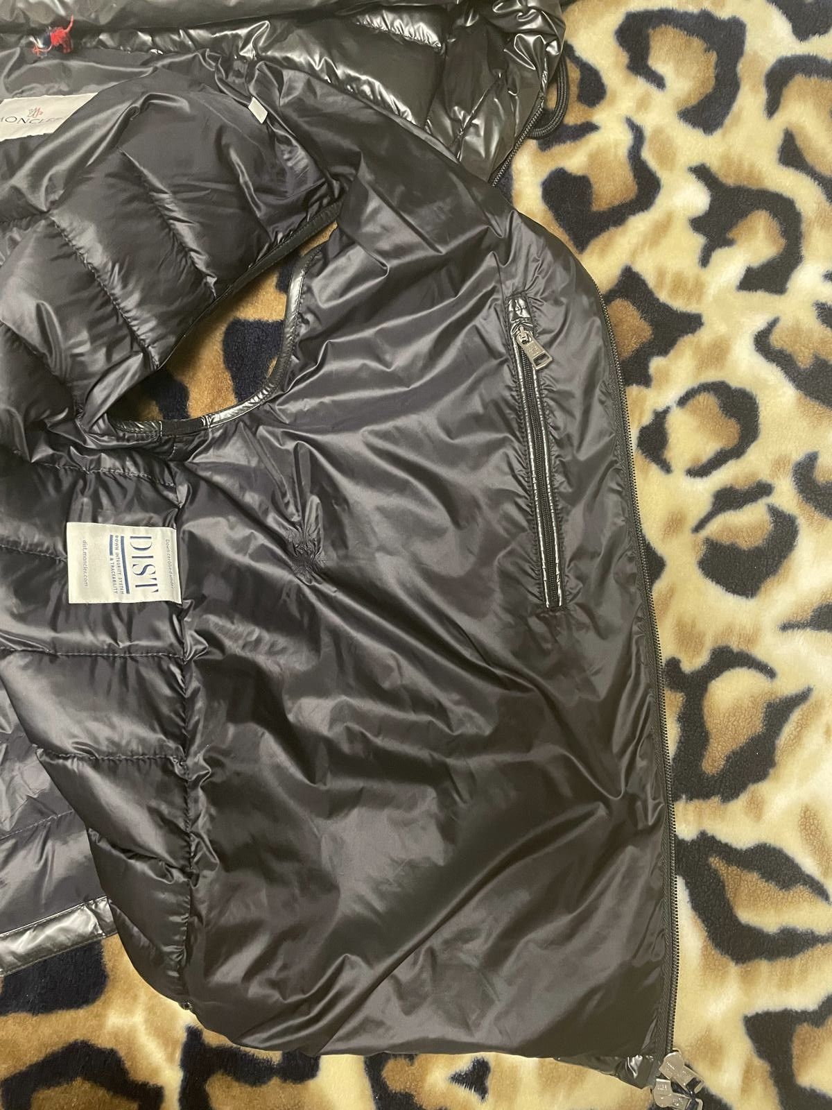 Moncler Moncler Akaishi Puffer Vest Size US M / EU 48-50 / 2 - 3 Thumbnail
