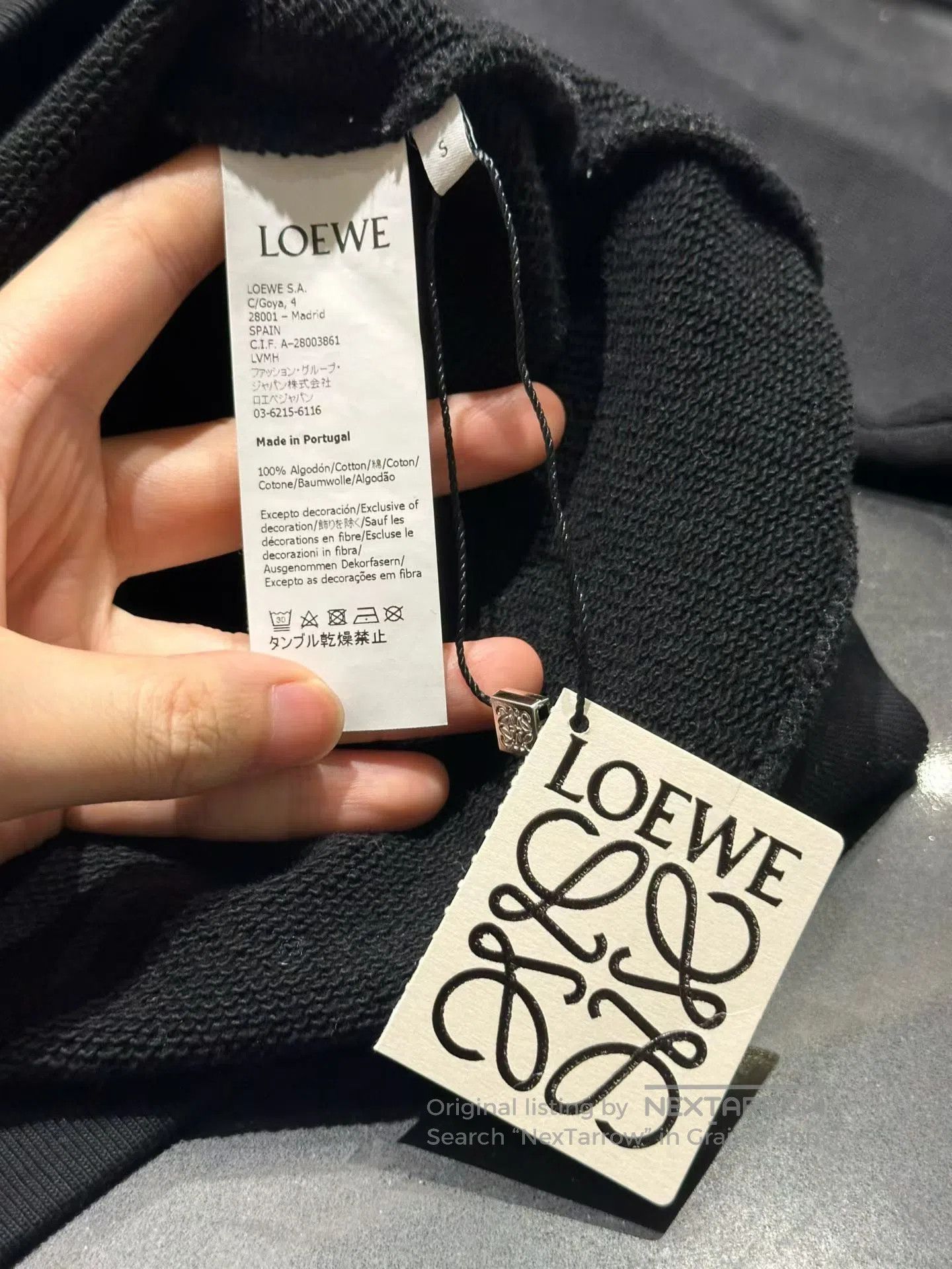 Loewe Loewe Black and Gold Embroidered Sweatshirt| Size US S / EU 44-46 / 1 - 4 Thumbnail
