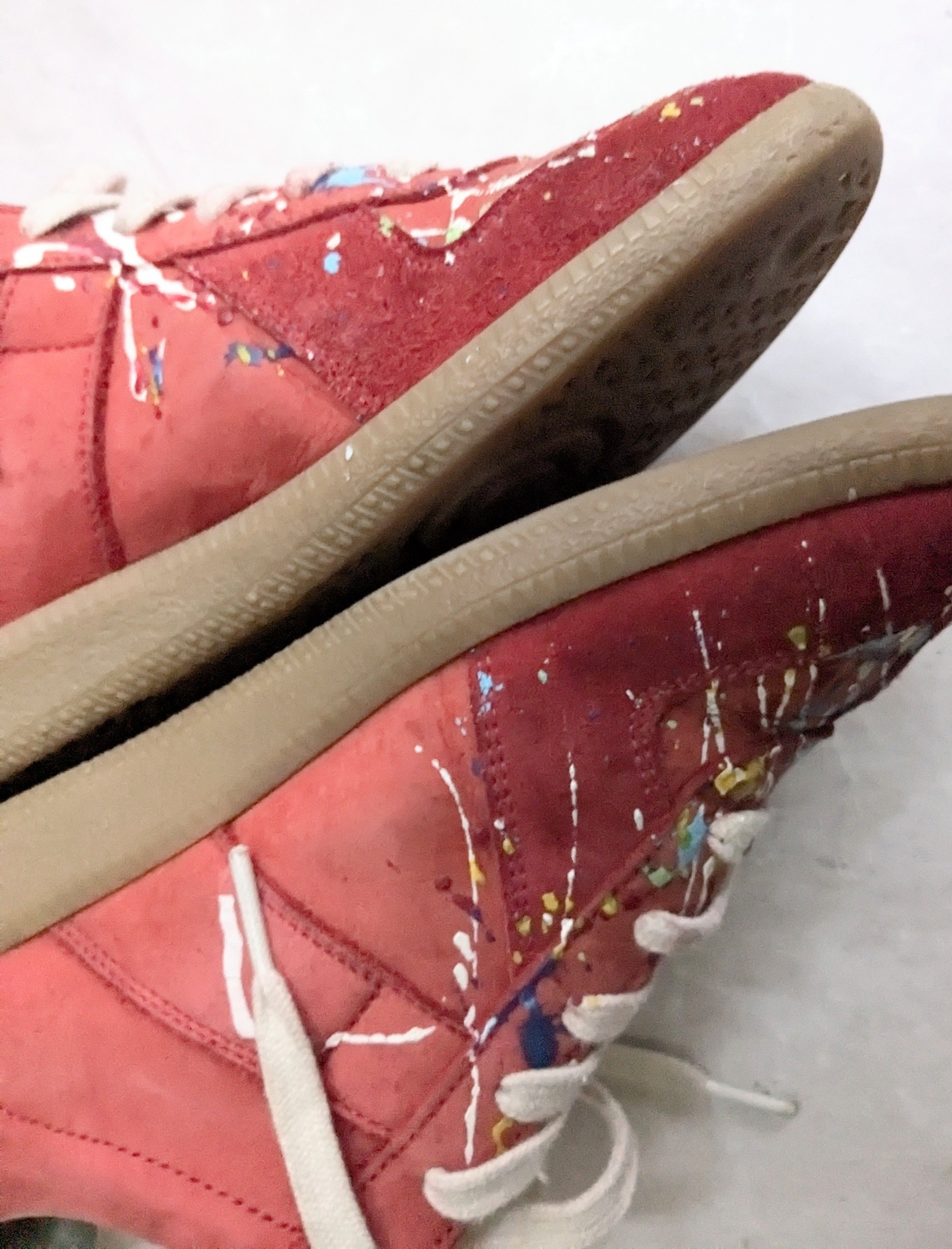Maison Margiela Maison Margiela Replica GAT Red Paint Splatter 8 41 Low Tops Size US 8 / EU 41 - 9 Thumbnail