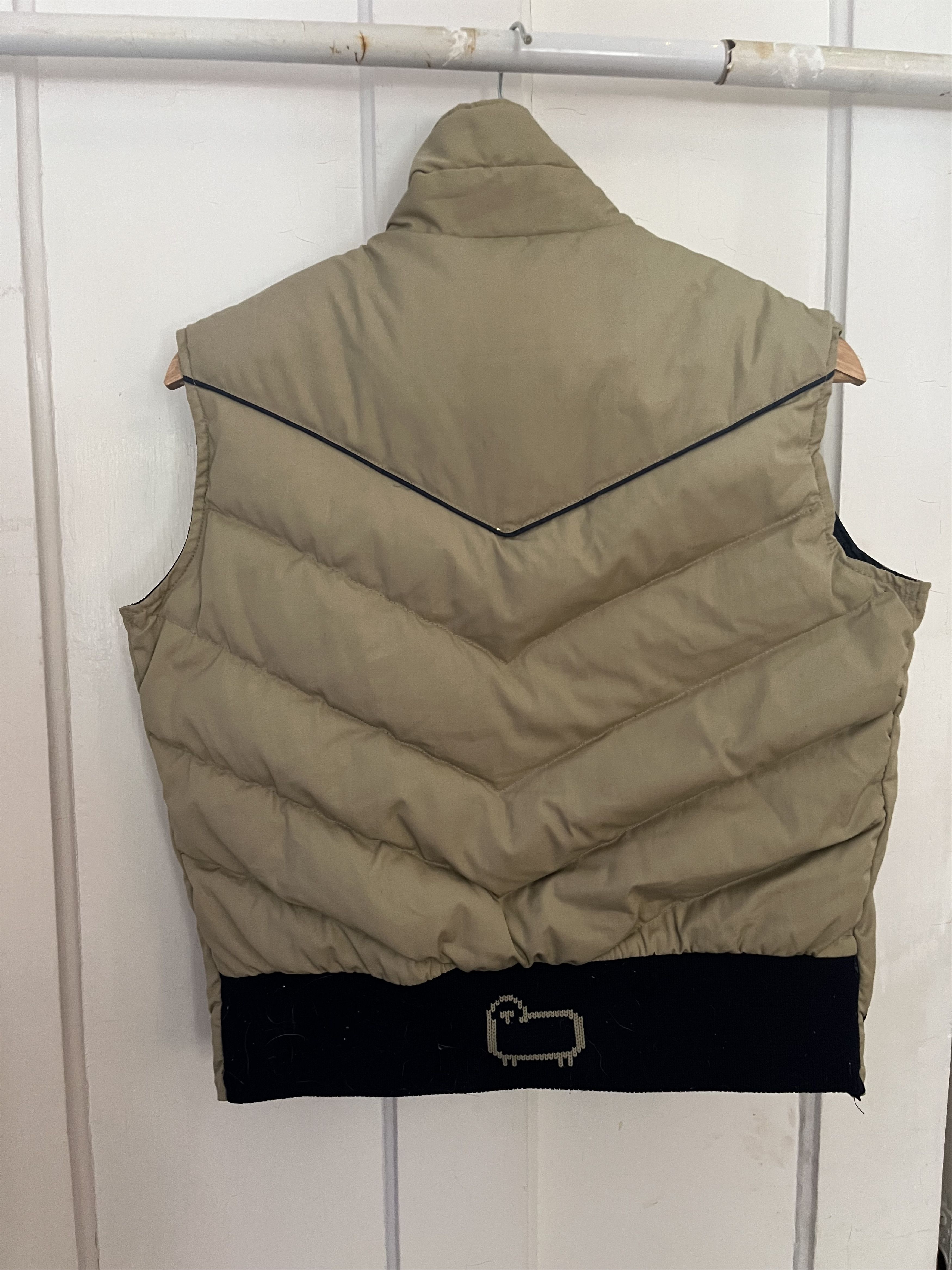 Woolrich Woolen Mills 1980s Woolrich Tan & Navy Puffer Down Vest Size US M / EU 48-50 / 2 - 3 Thumbnail