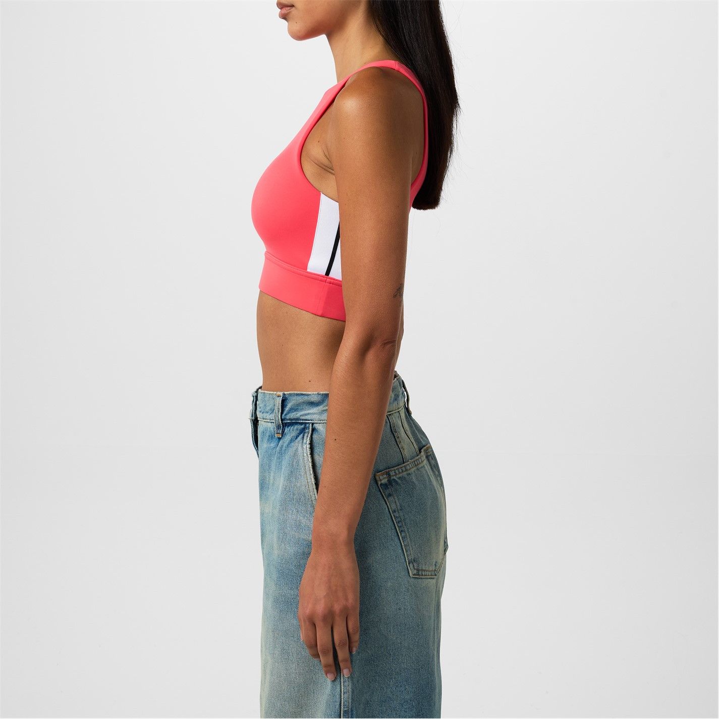 o1g2r1mq0325 Crop Top in Fuchsia