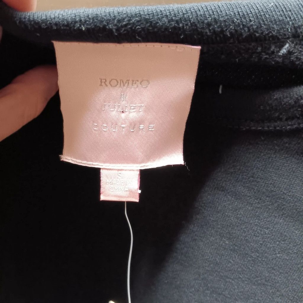 Other NWT Romeo&Juliet Couture Sweater W/ Shoulder Embellishments Size S / US 4 / IT 40 - 3 Thumbnail