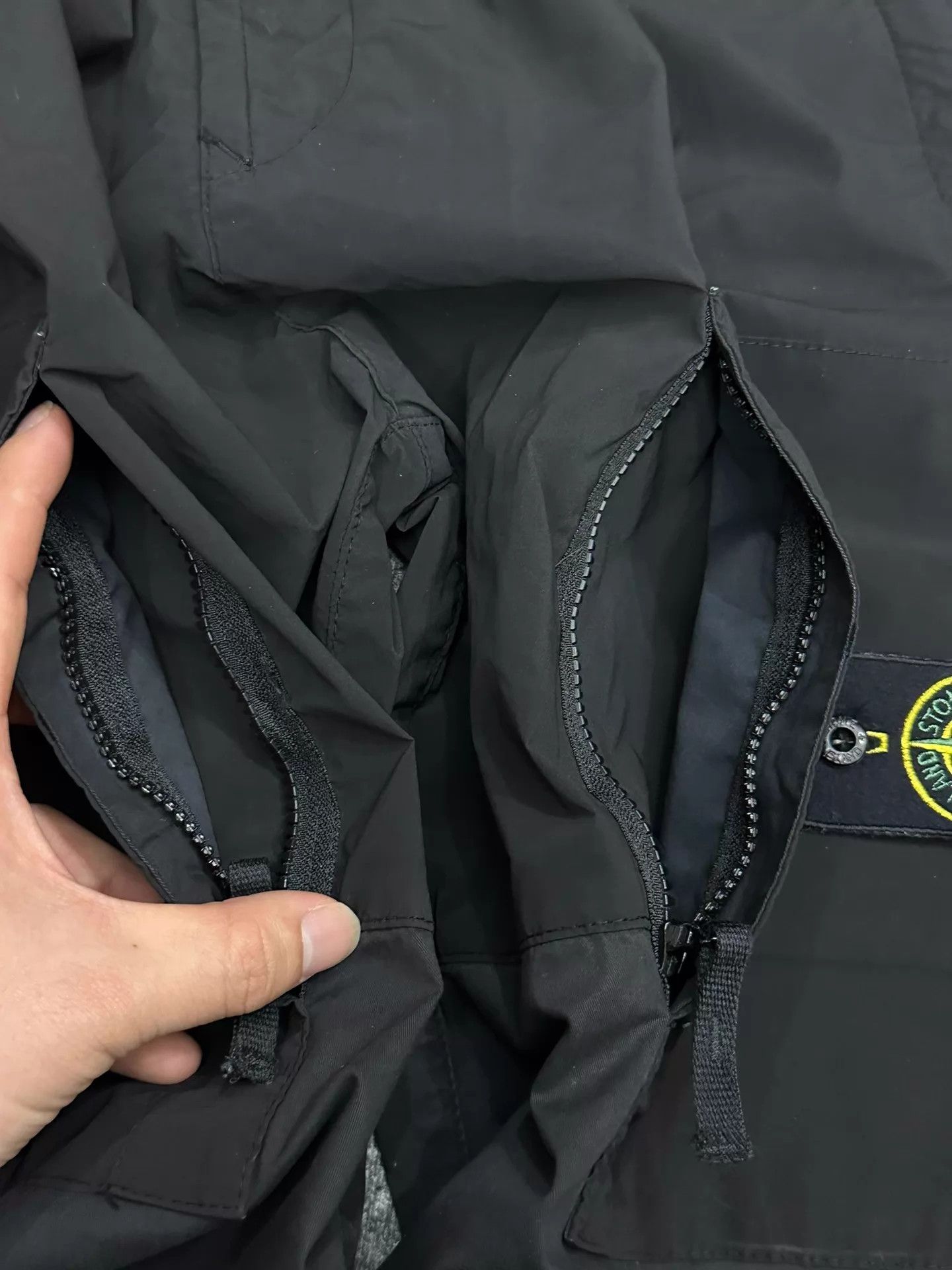 Stone Island Stone Island Nylon Panel MultiPocket WideLeg Black XL Pant Size US 33 - 5 Thumbnail