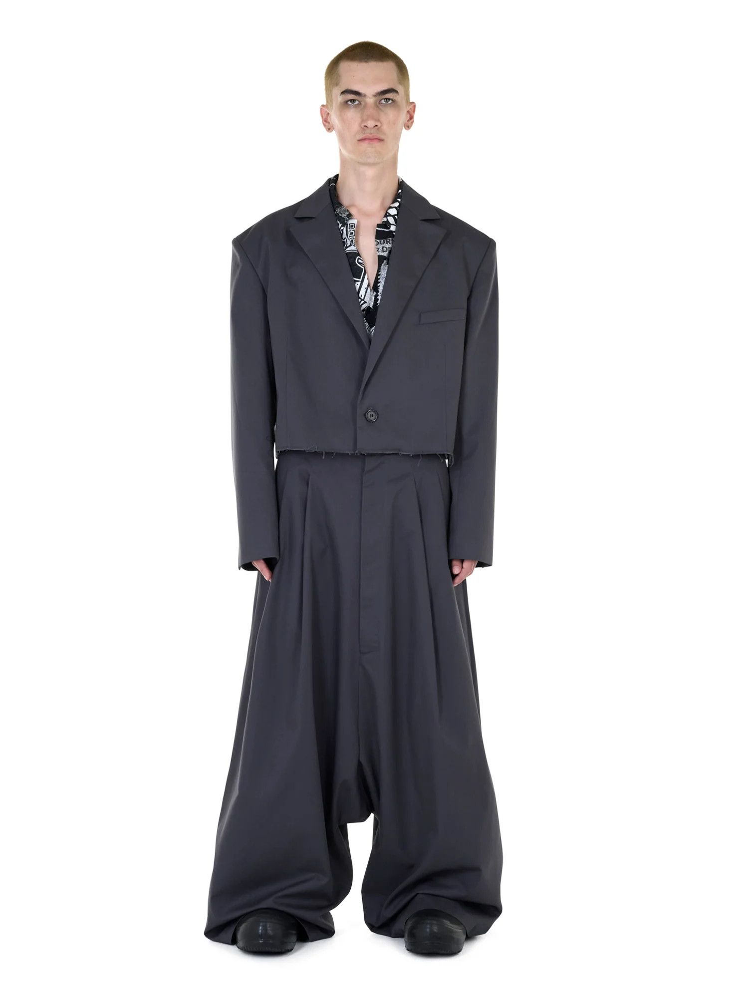LUU DAN Luu Dan Slashed Blazer (C9 SS2026) Size US S / EU 44-46 / 1 - 4 Thumbnail
