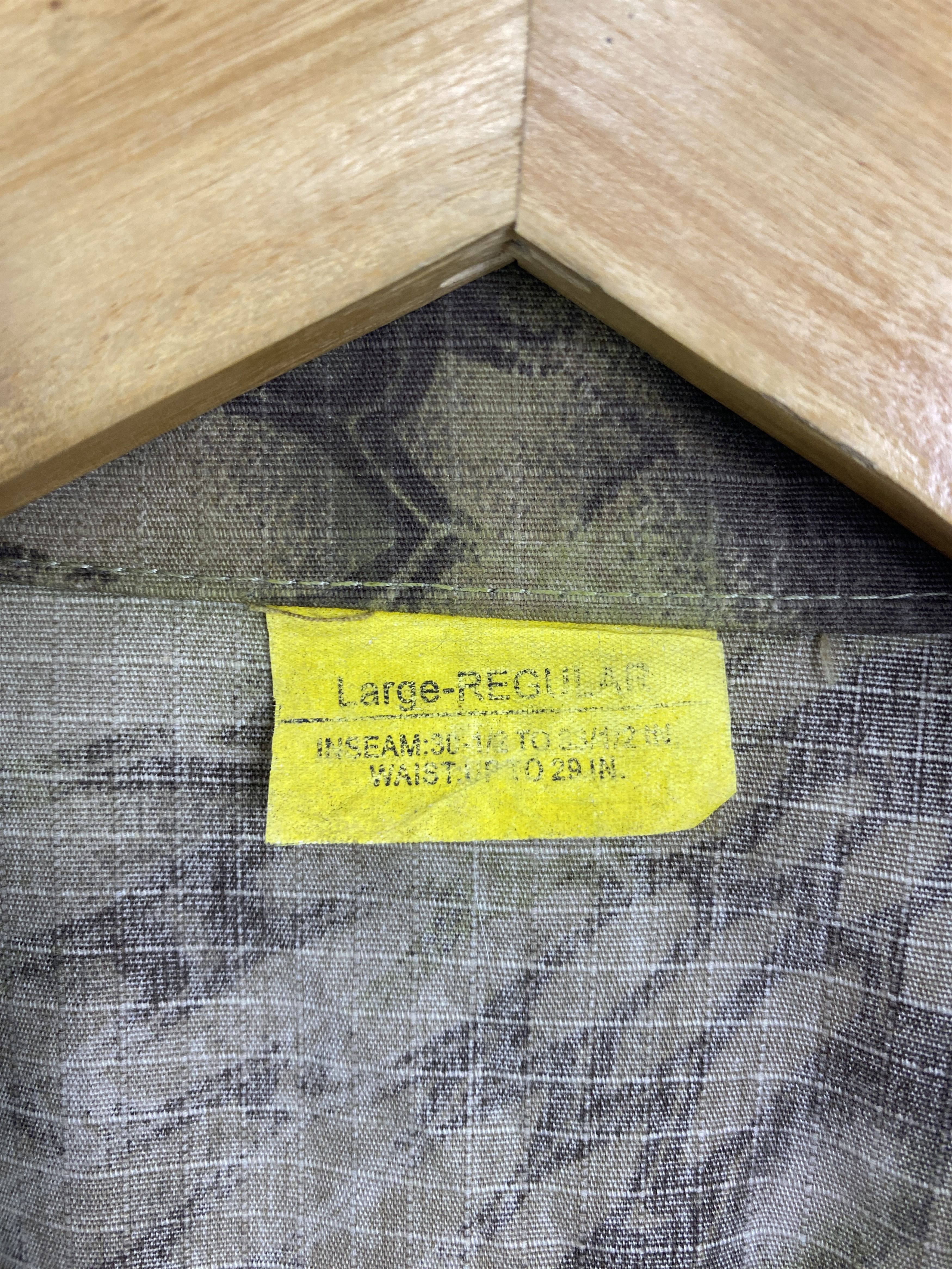 Vintage Vintage Military Camouflage Army Issue Tactical Jacket J1895 Size US L / EU 52-54 / 3 - 11 Thumbnail