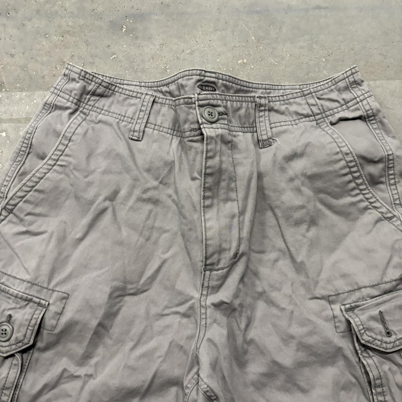 Japanese Brand × Vintage Crazy Vintage Y2K/2000s Baggy Light Grey Streetwear Skater Style Cargo Shorts! Size US 33 - 2 Thumbnail