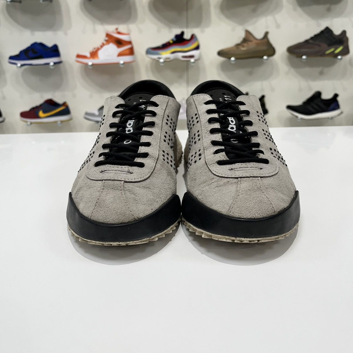 Adidas × Alexander Wang Adidas AW Hike Lo Alexander Wang Grey Size US 9.5 / EU 42-43 - 8 Thumbnail