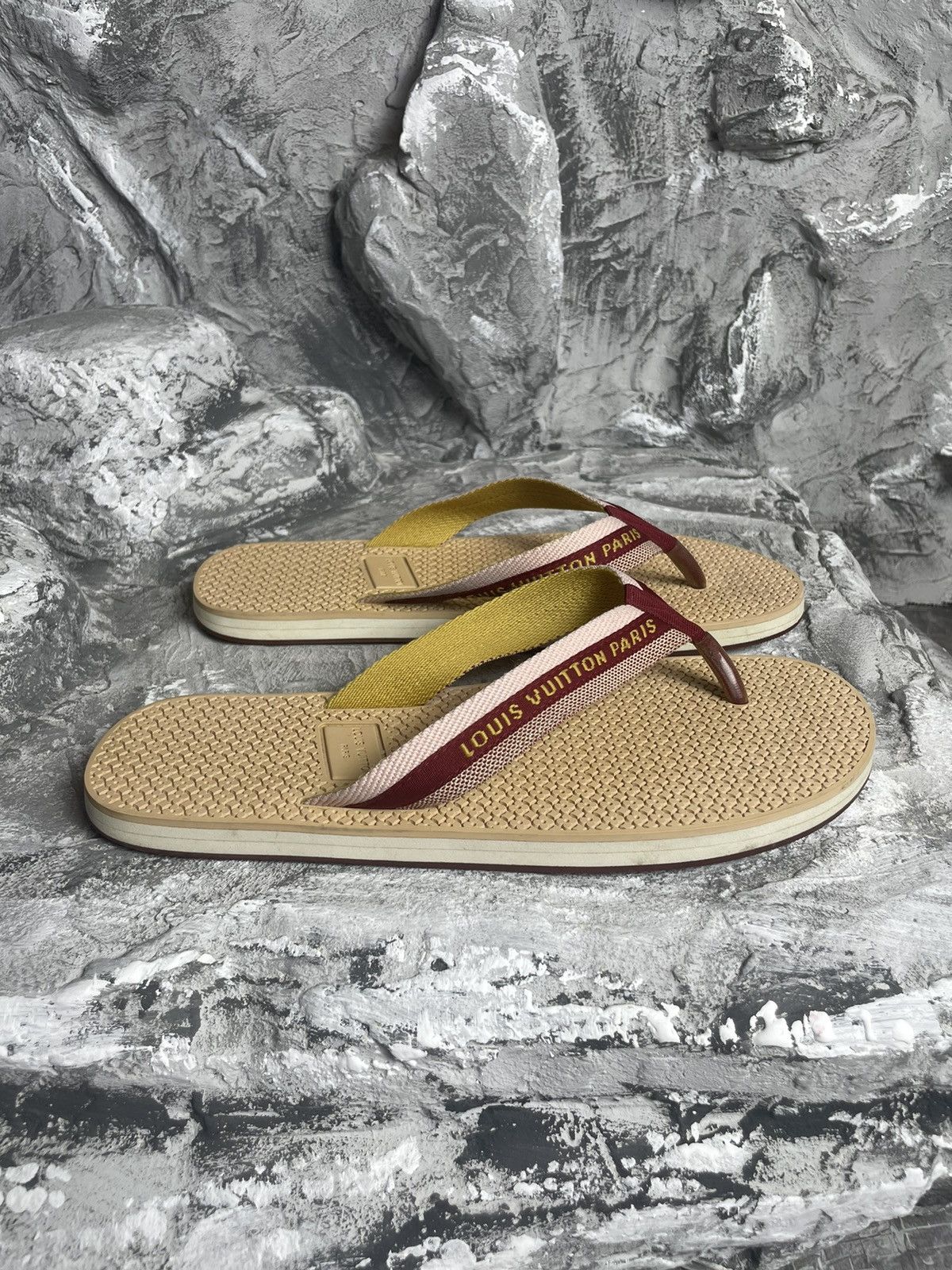 Louis Vuitton Louis Vuitton Monogram Flower Rubber Sandals Size ~39 Size US 8.5 / IT 38.5 - 2 Thumbnail