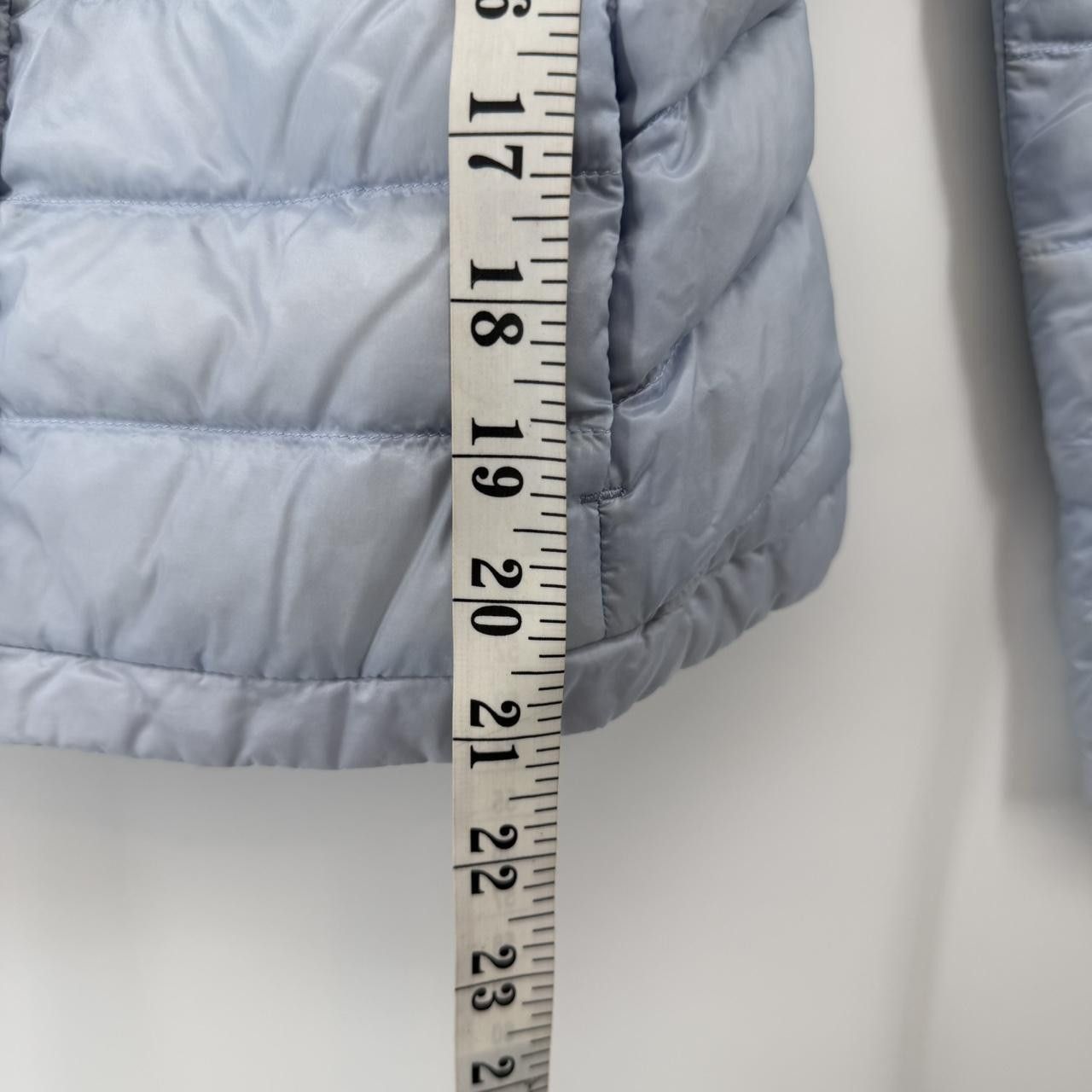 Uniqlo UNIQLO light blue puffer jacket Size S Size S / US 4 / IT 40 - 4 Thumbnail