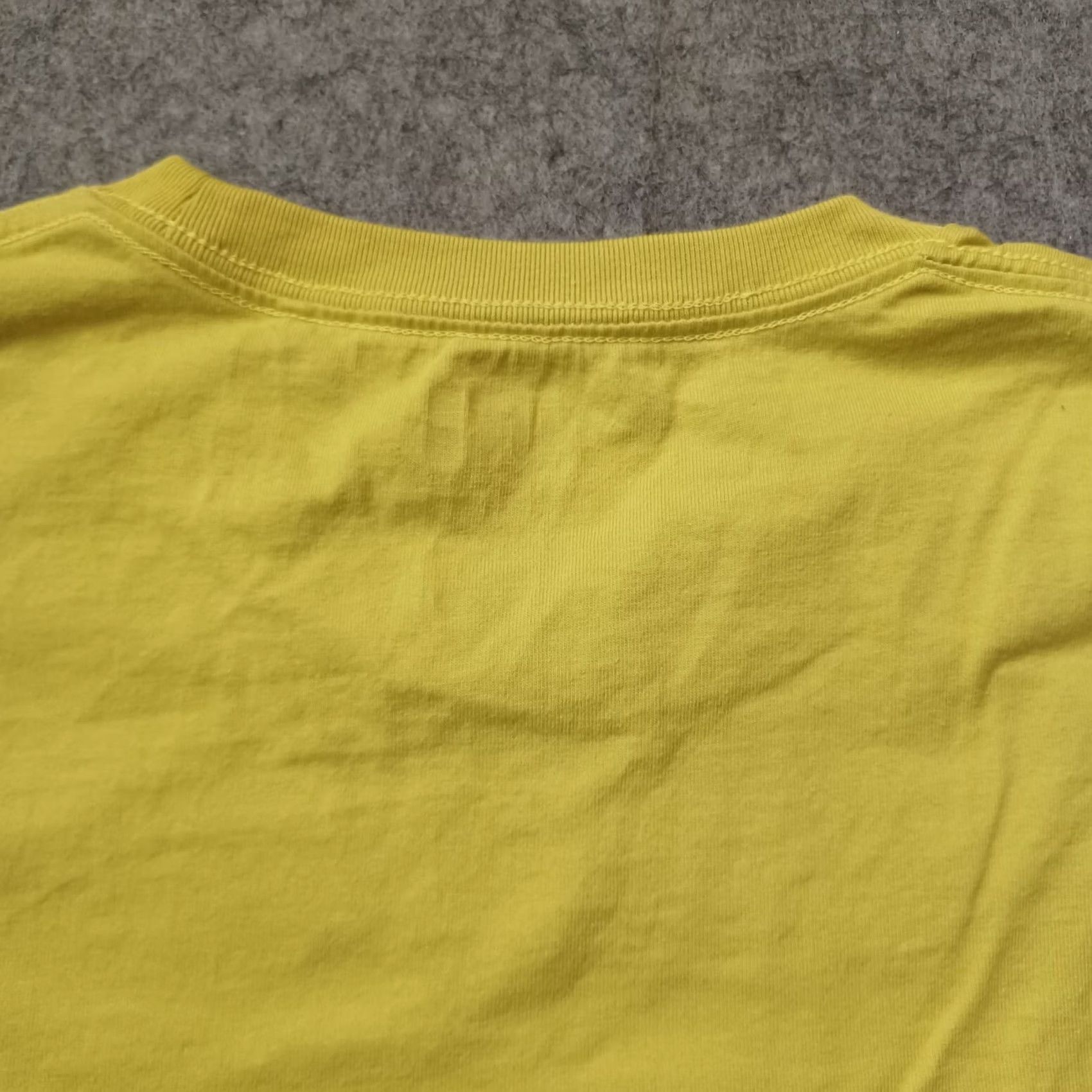 Disney DISNEY UT Mickey Mouse T Shirt Mens M Yellow Listen Beyond The Noise Koichiro TAKAGI Art Shirt Size US M / EU 48-50 / 2 - 3 Thumbnail