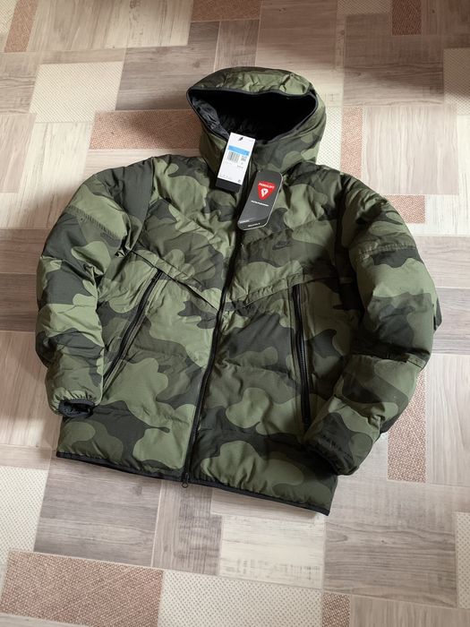 Nike camo puffer online jacket