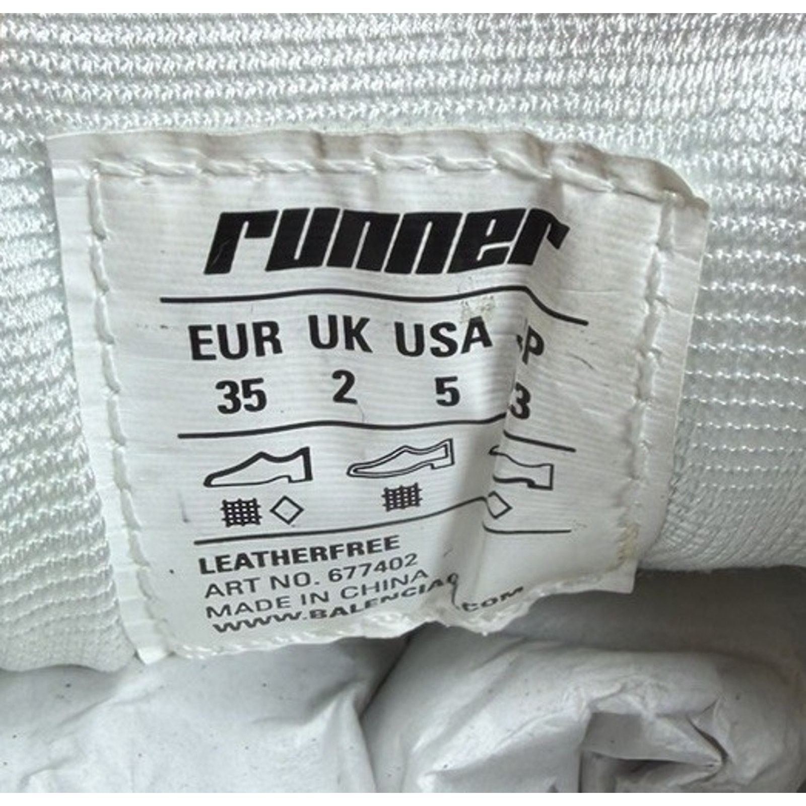 Balenciaga Size 35EU/5W - Balenciaga Runner Distressed Graffiti NEW Size US 5 / IT 35 - 10 Thumbnail