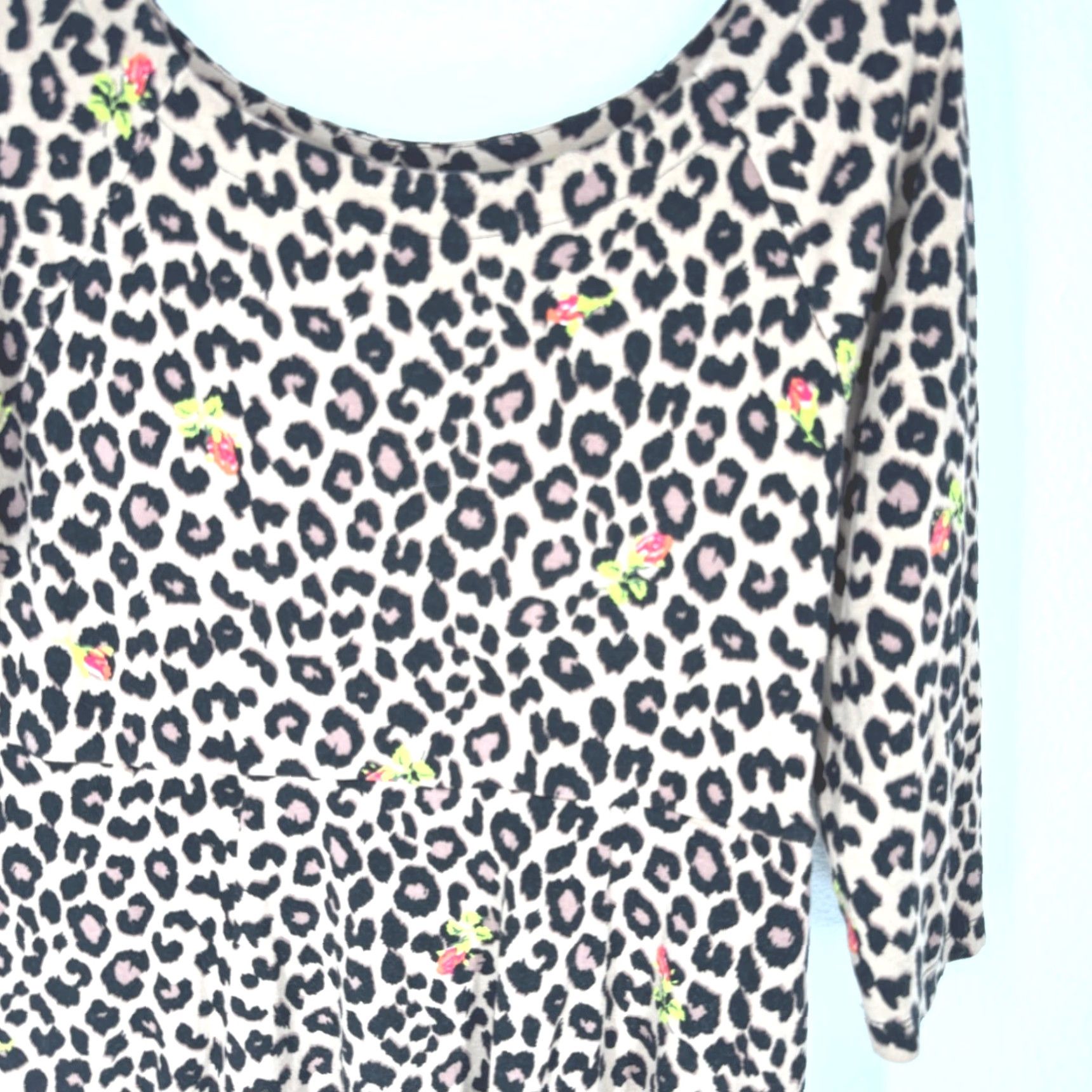 Betsey Johnson Torrid Betsey Johnson Leopard Rose Knit Skater Dress Women Plus 0 Stretch Animal Print Crew Neck 3/4 Sleeve Pullover Mini Vintage No N/A Size XL / US 12-14 / IT 48-50 - 5 Thumbnail
