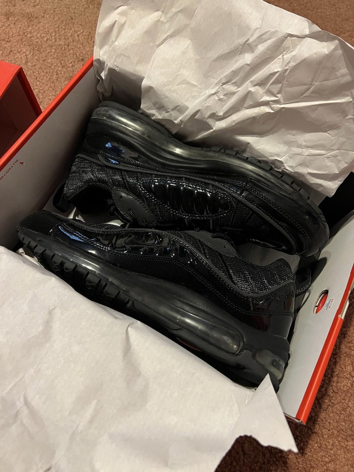 Nike 2016 Nike Air Max 98 Supreme 844694-001 US10.5 Size US 10.5 / EU 43-44 - 12 Thumbnail