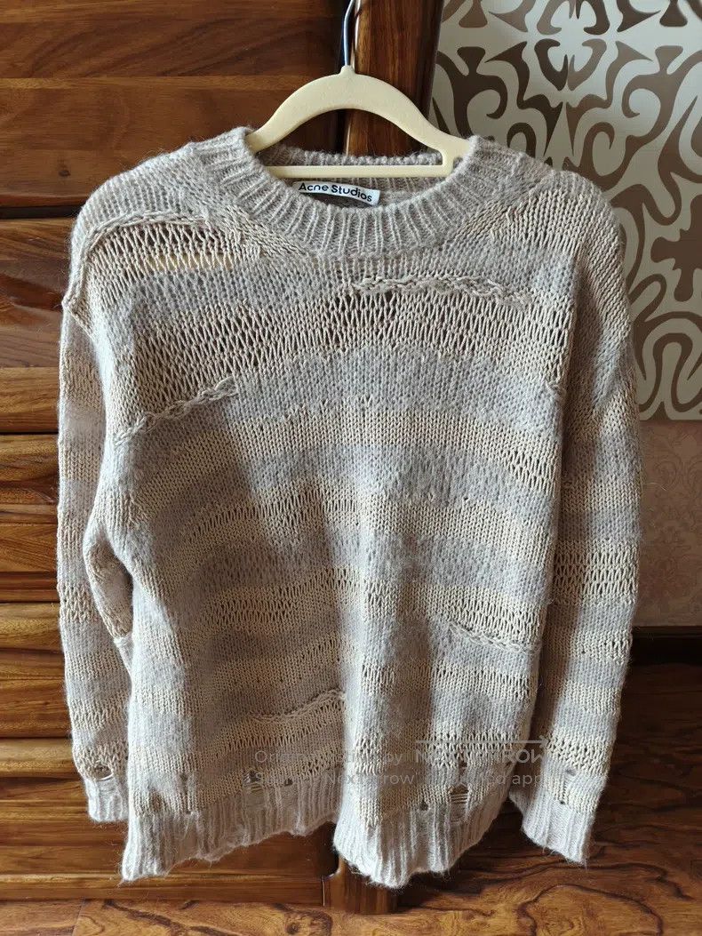Acne Studios Acne Studios Ripped sweater Size US S / EU 44-46 / 1 - 1 Thumbnail