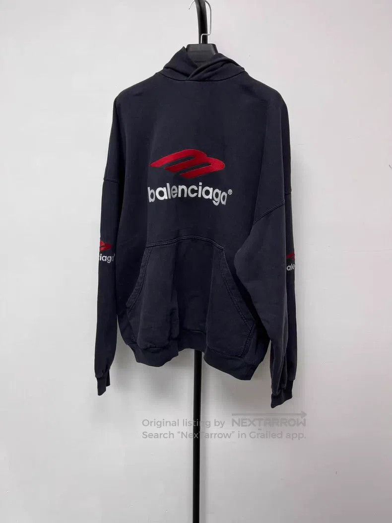 Balenciaga Balenciaga Letter Pattern Printed Hooded Casual Sweatshirt Size US S / EU 44-46 / 1 - 1 Thumbnail