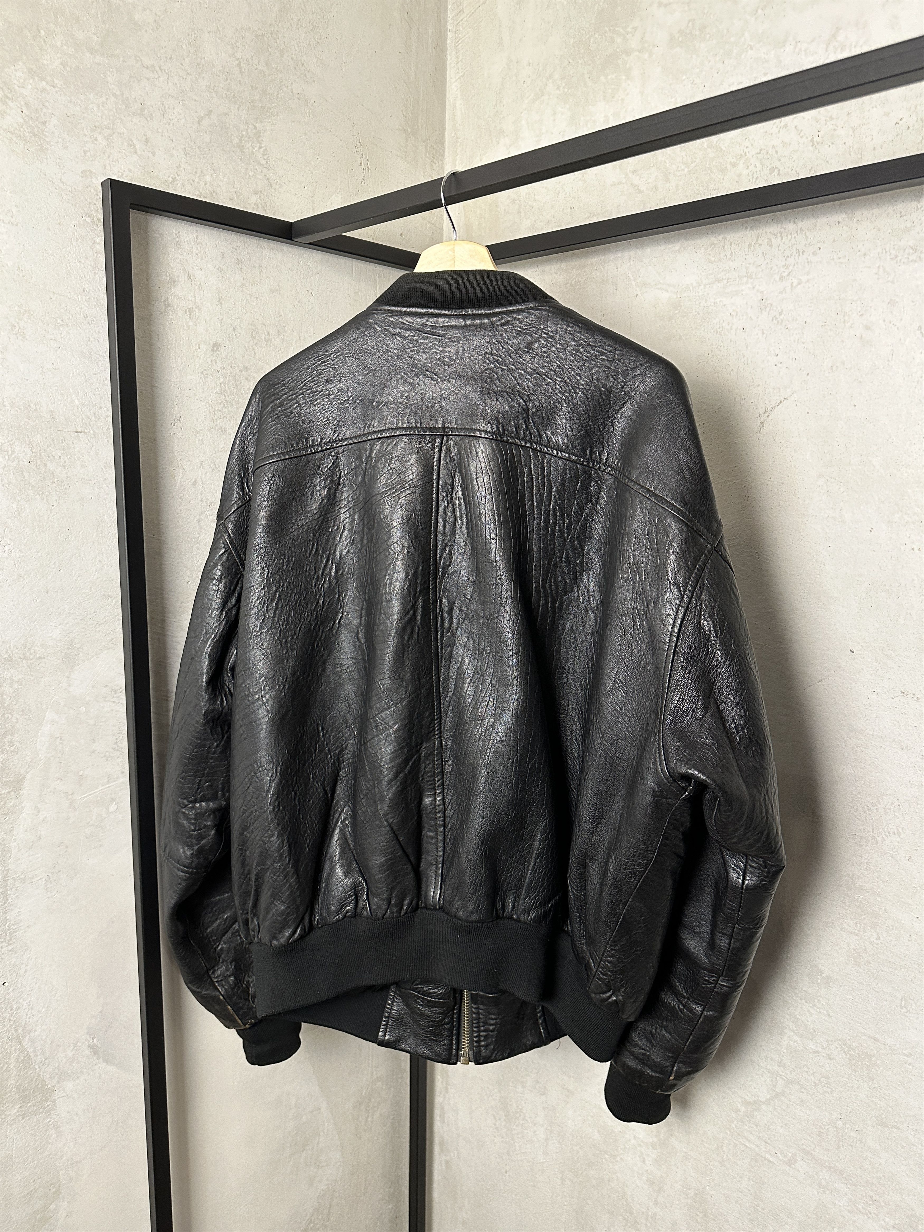 Genuine Leather Genuine Leather Black Bomber Jacket Size US XL / EU 56 / 4 - 11 Thumbnail