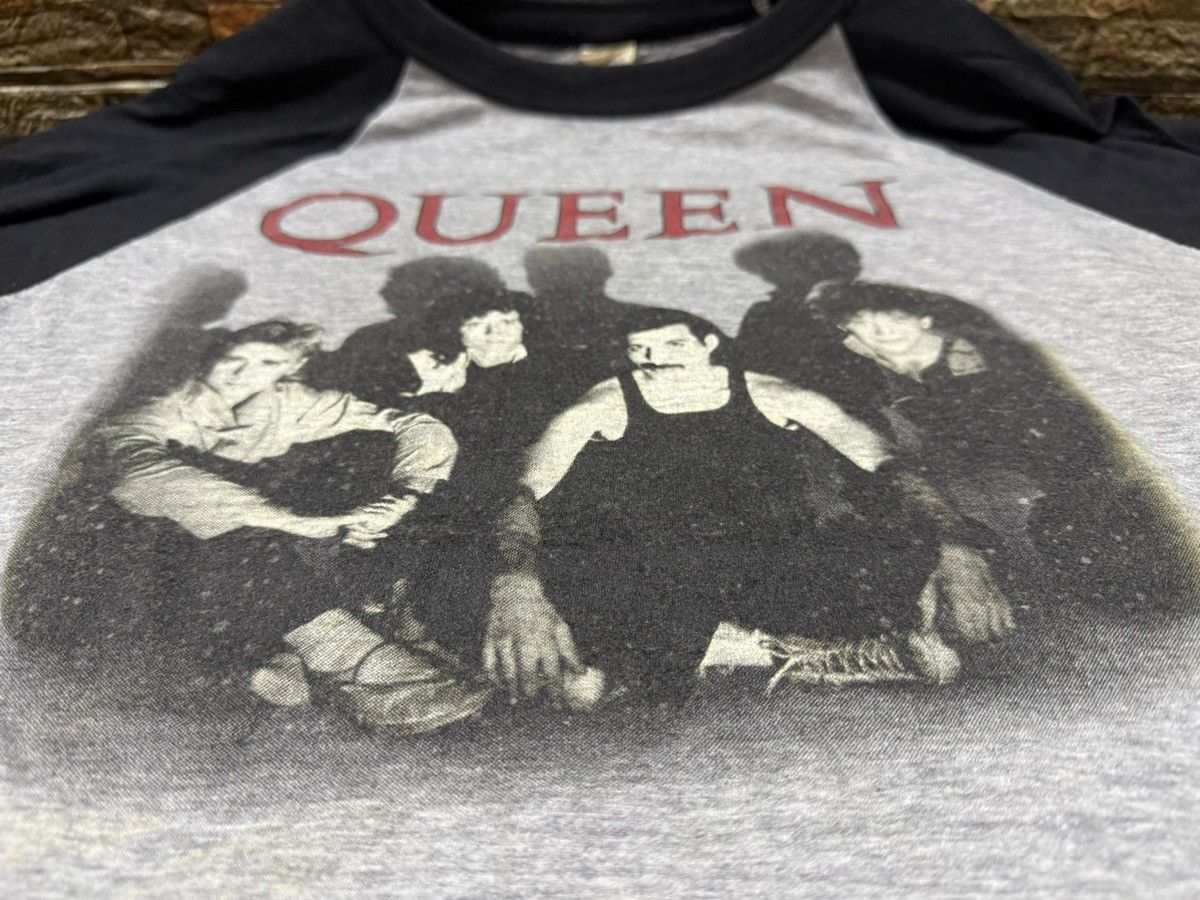 Vintage Vintage 1984 Queen Freddie Mercury Rare T-shirt Retro Size US S / EU 44-46 / 1 - 3 Thumbnail