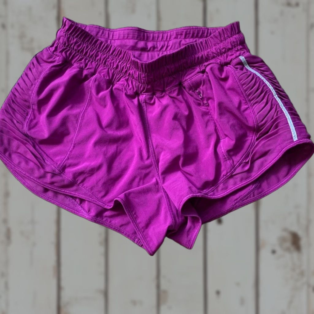 Lululemon Lululemon Purple Shorts 6 Women Regular Athletic Purple 6 Womens Size 28" / US 6 / IT 42 - 1 Thumbnail