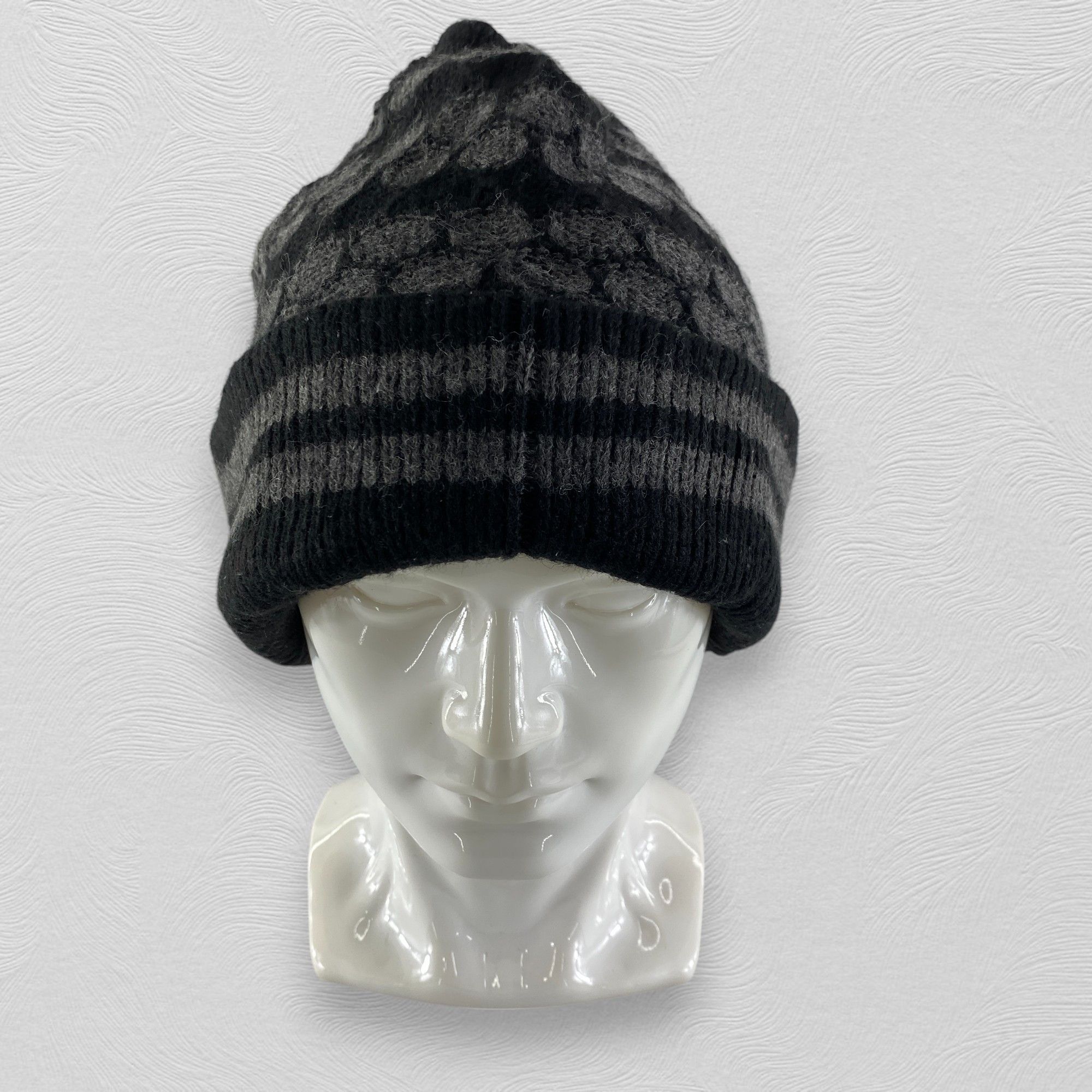 Japanese Brand Polka Dot Snow Cap Hat Beanie -BN608 Size ONE SIZE - 2 Thumbnail