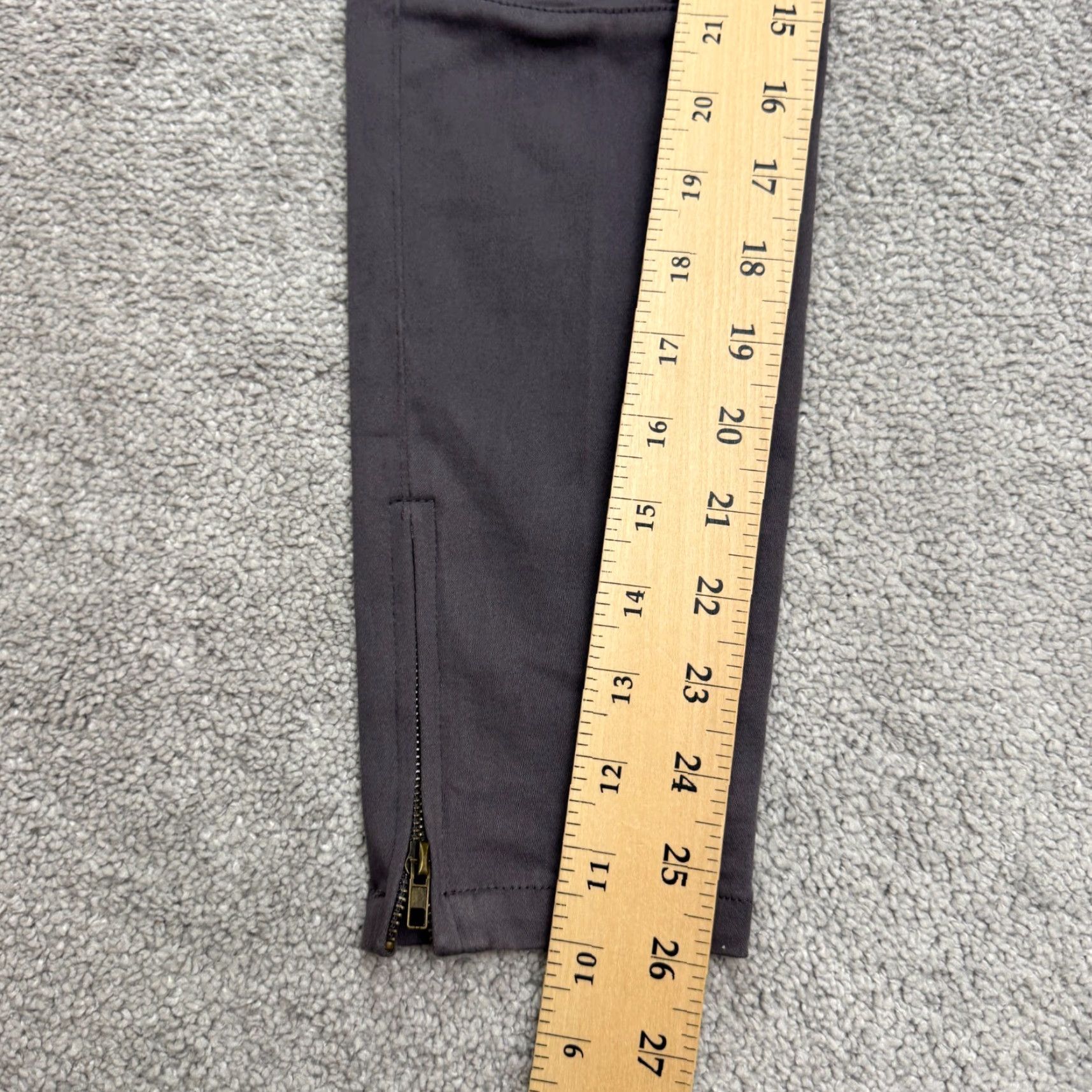 Vintage UMGEE Pants Womens Small Gray Cotton Spandex Pleated Pleated Pull On Mid Rise Ankle Stretch Casual Outdoor Motorcycle Size 28" / US 6 / IT 42 - 6 Thumbnail