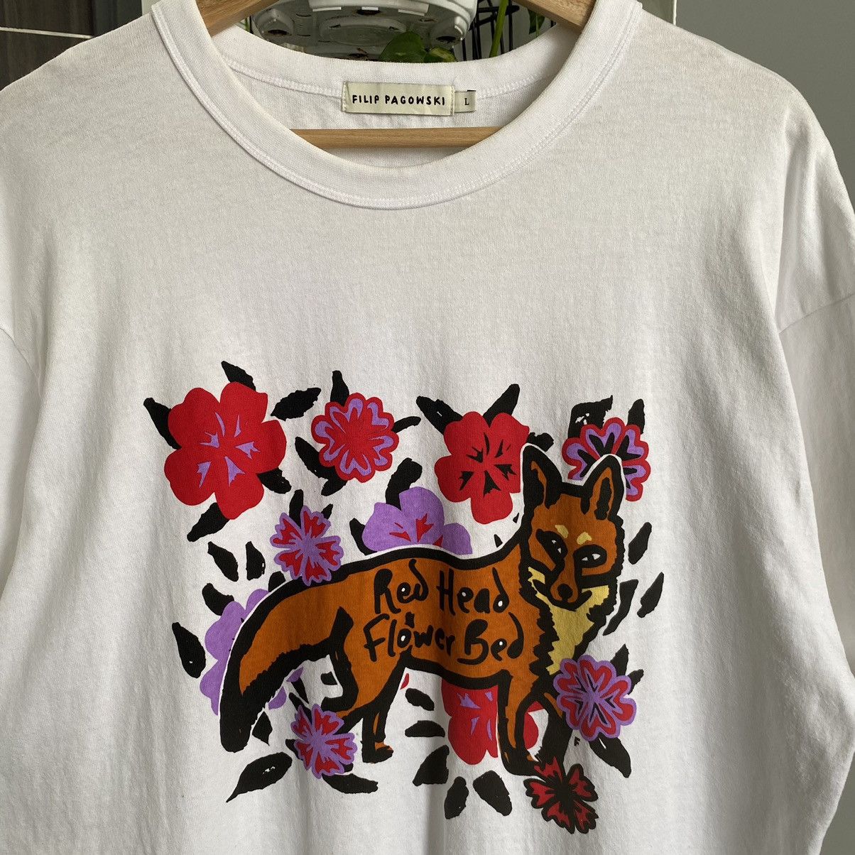 GU Filip Pagowski Red Head Flower Bed Art Oversized Tee Size US L / EU 52-54 / 3 - 2 Thumbnail