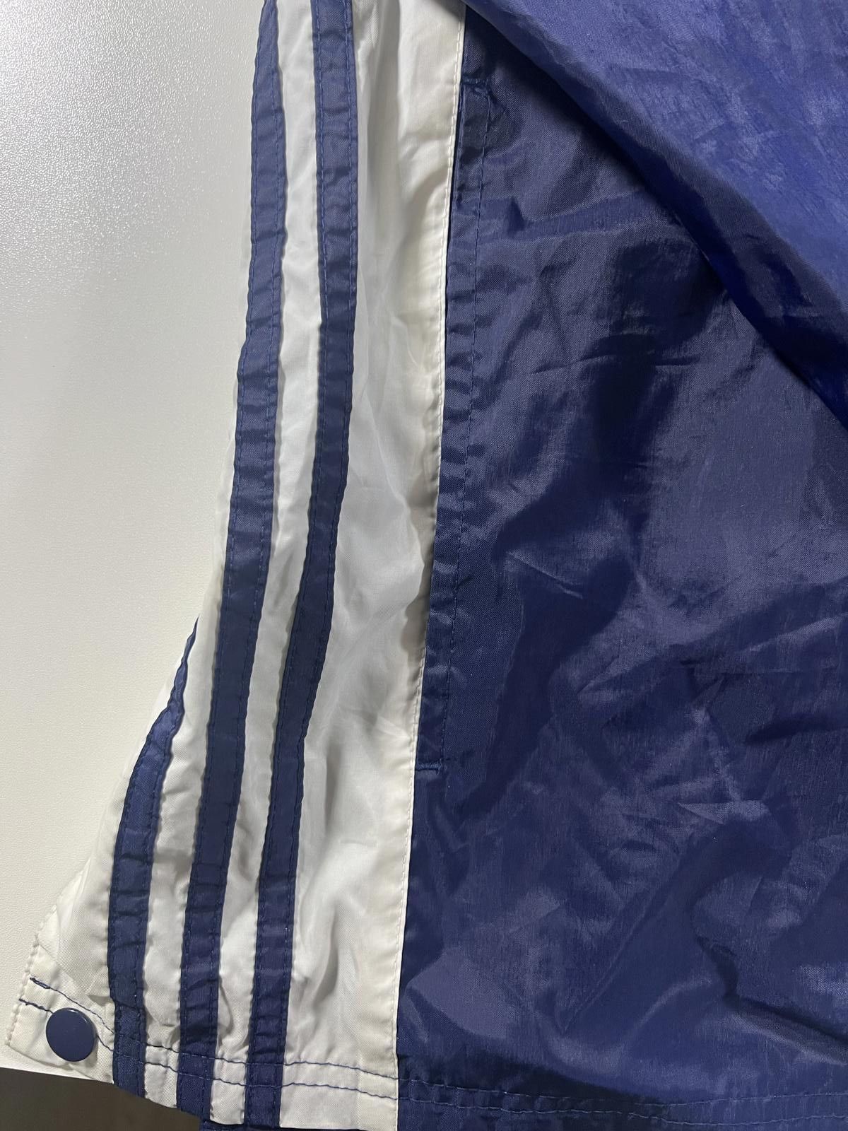 Adidas Adidas Navy Blue Windbreaker Jacket with Hood Stripes L Size US L / EU 52-54 / 3 - 4 Thumbnail