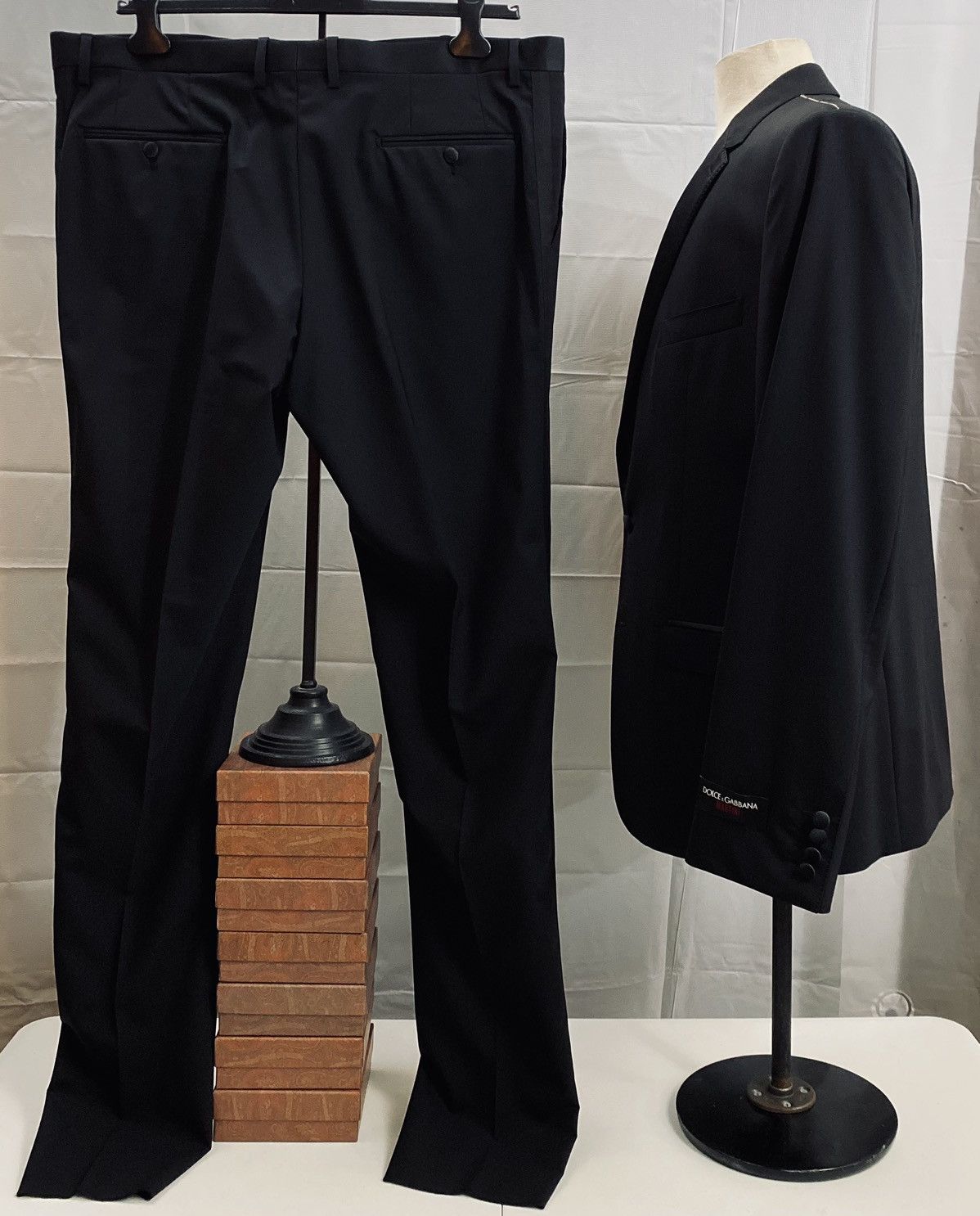 Dolce & Gabbana Dolce & Gabbana 🇮🇹 Black Notch Lapel 2btn Martini Tux 56R NWT Size 46R - 11 Thumbnail