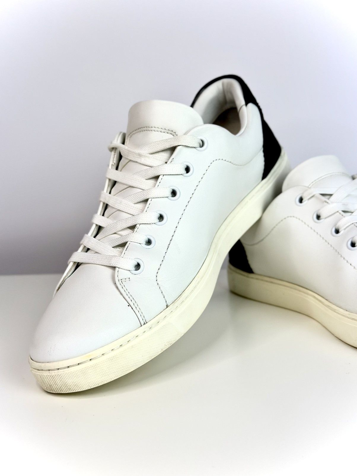 Dolce & Gabbana Dolce & Gabbana White Black Leather Lace Up Sneakers 40s Size US 9 / IT 39 - 12 Thumbnail