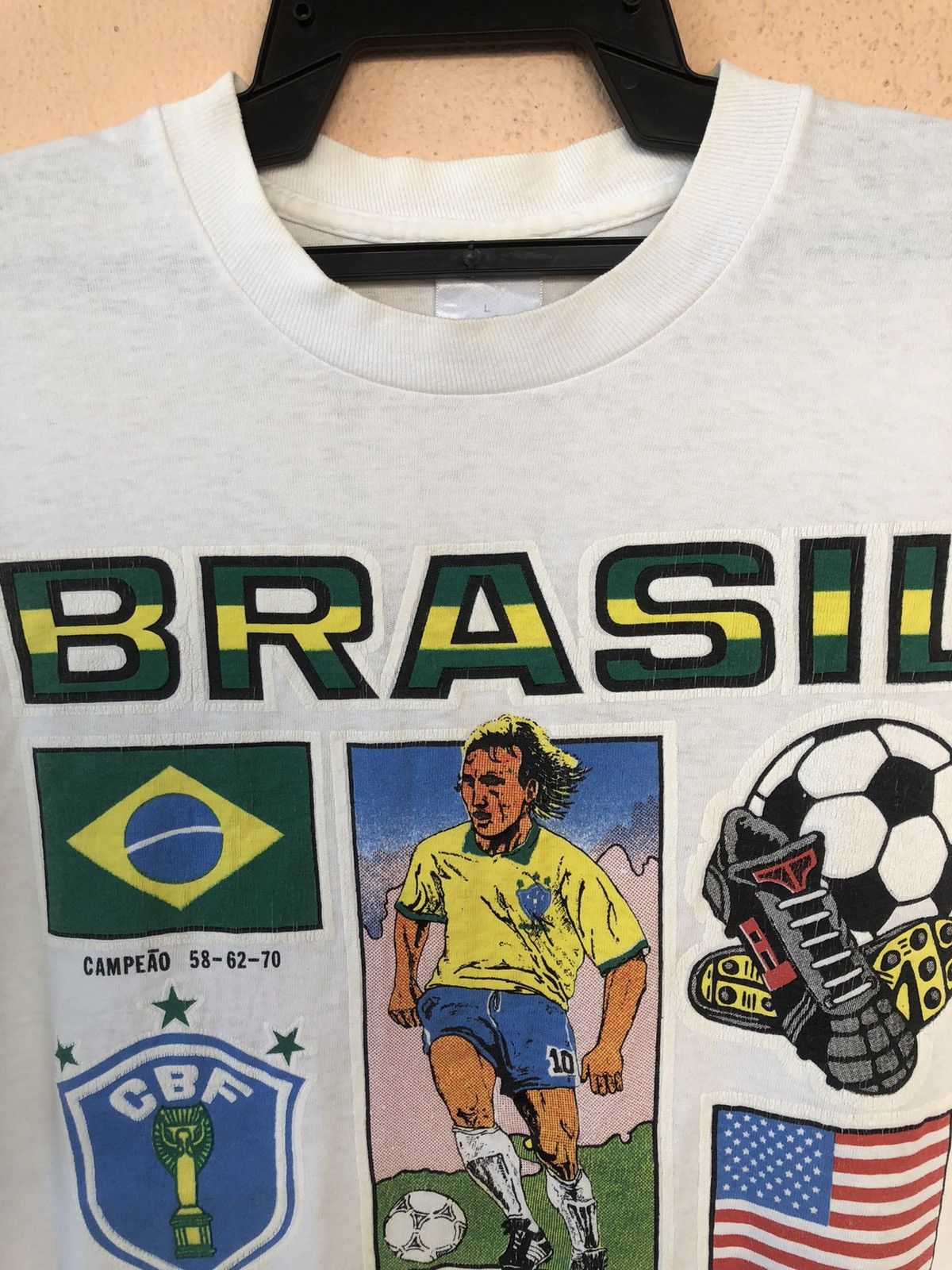 Other Vintage 90s BRASIL Route To 94 Football Tee Size US L / EU 52-54 / 3 - 3 Thumbnail