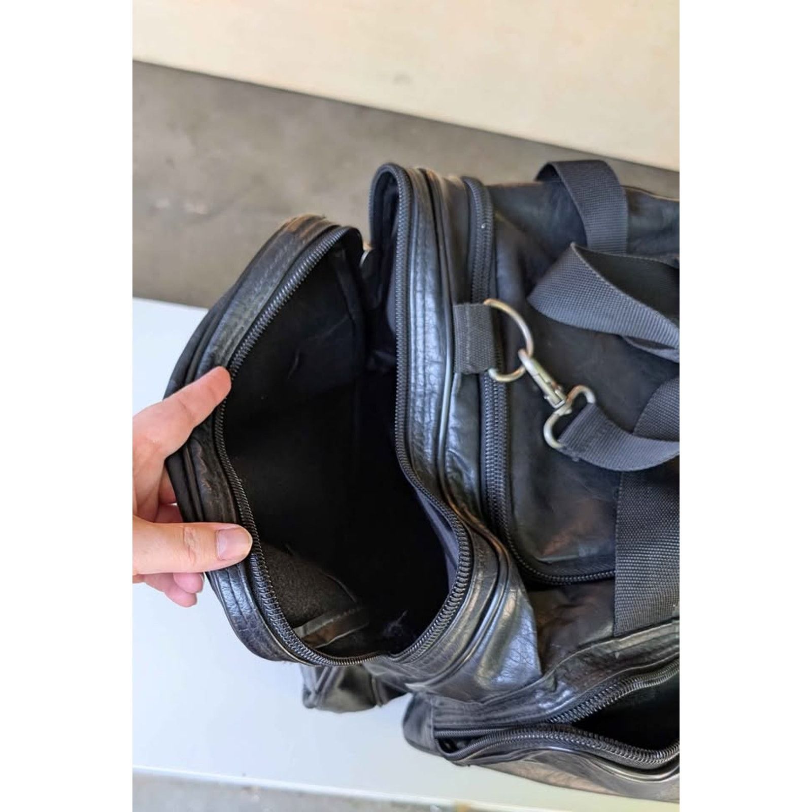 Champion Vintage Champion Leather Duffel Bag Size ONE SIZE - 7 Thumbnail