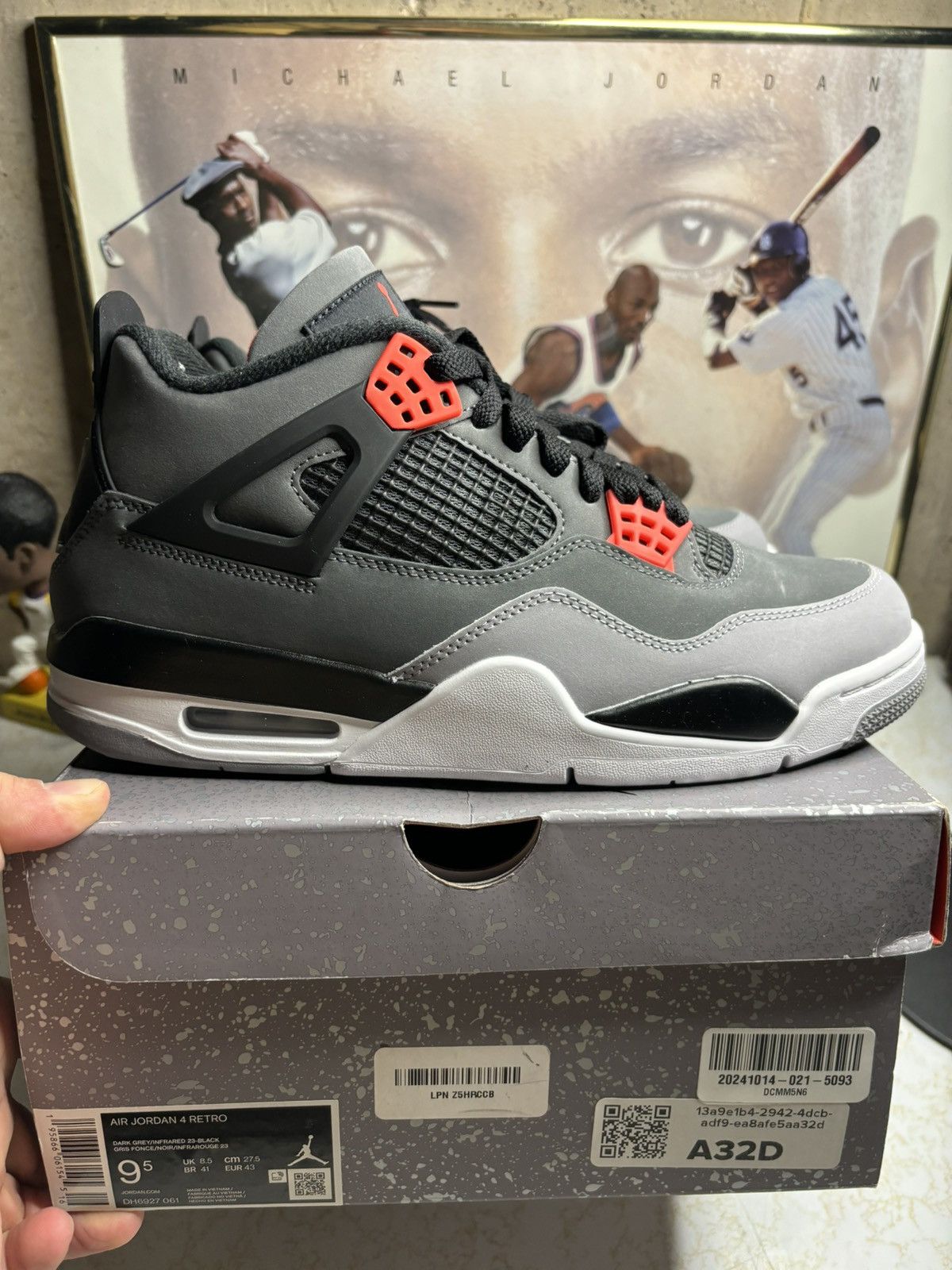 Jordan Brand Air Jordan 4 Retro Infrared Size US 9.5 / EU 42-43 - 1 Thumbnail
