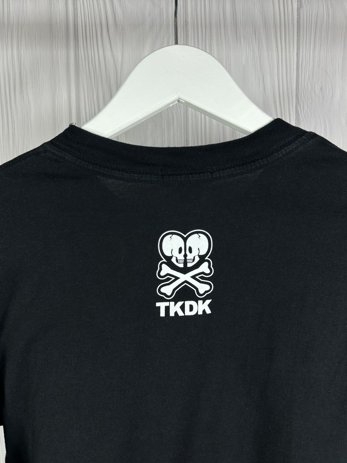 tokidoki TKDK Tokidoki Skull & Bones Flame Graphic Longsleeve Size M Size US M / EU 48-50 / 2 - 8 Thumbnail
