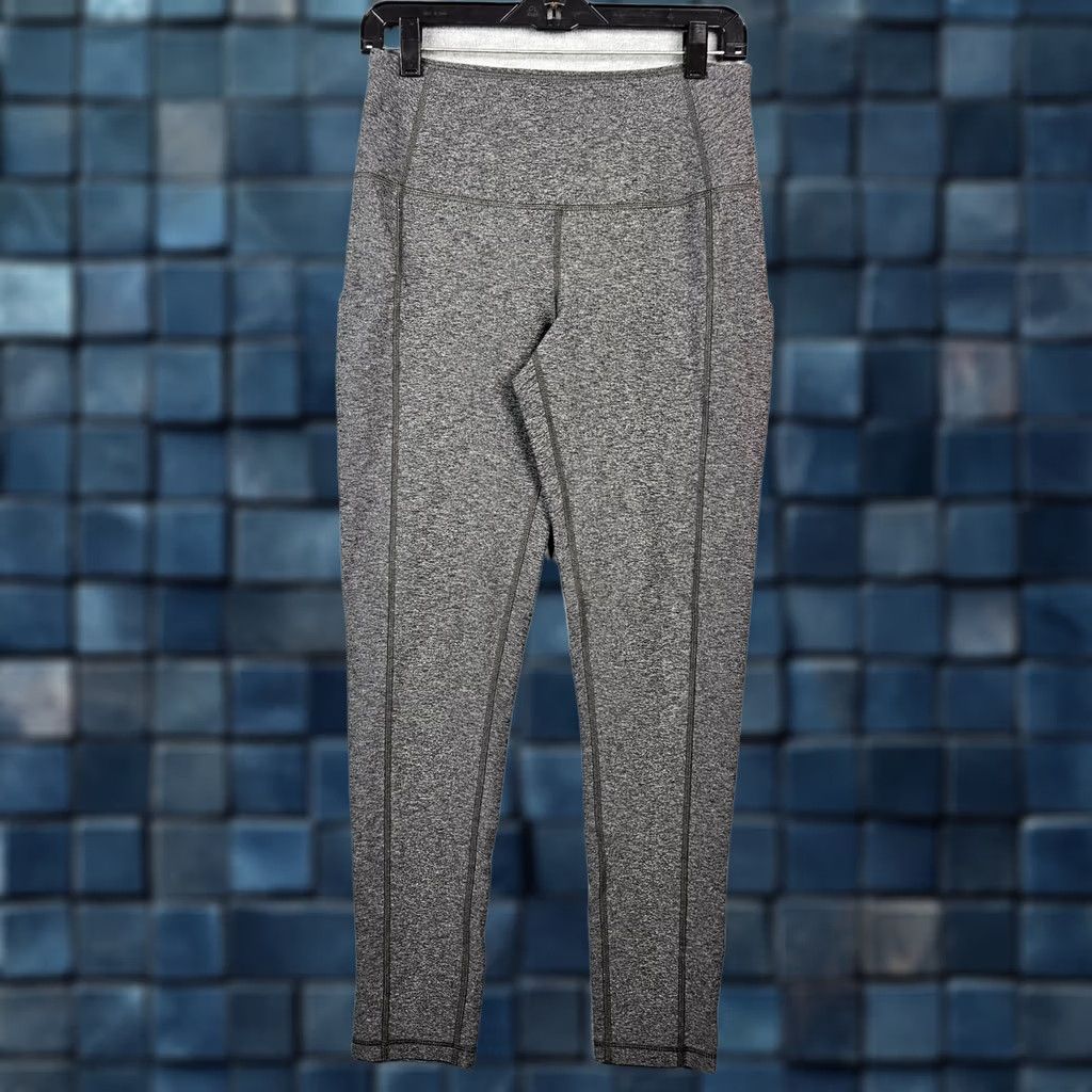 The North Face The North Face Women's Dark Gray Side Pockets Crop Workout Gym Leggings Size L Size 36" / US 14 / IT 50 - 1 Thumbnail