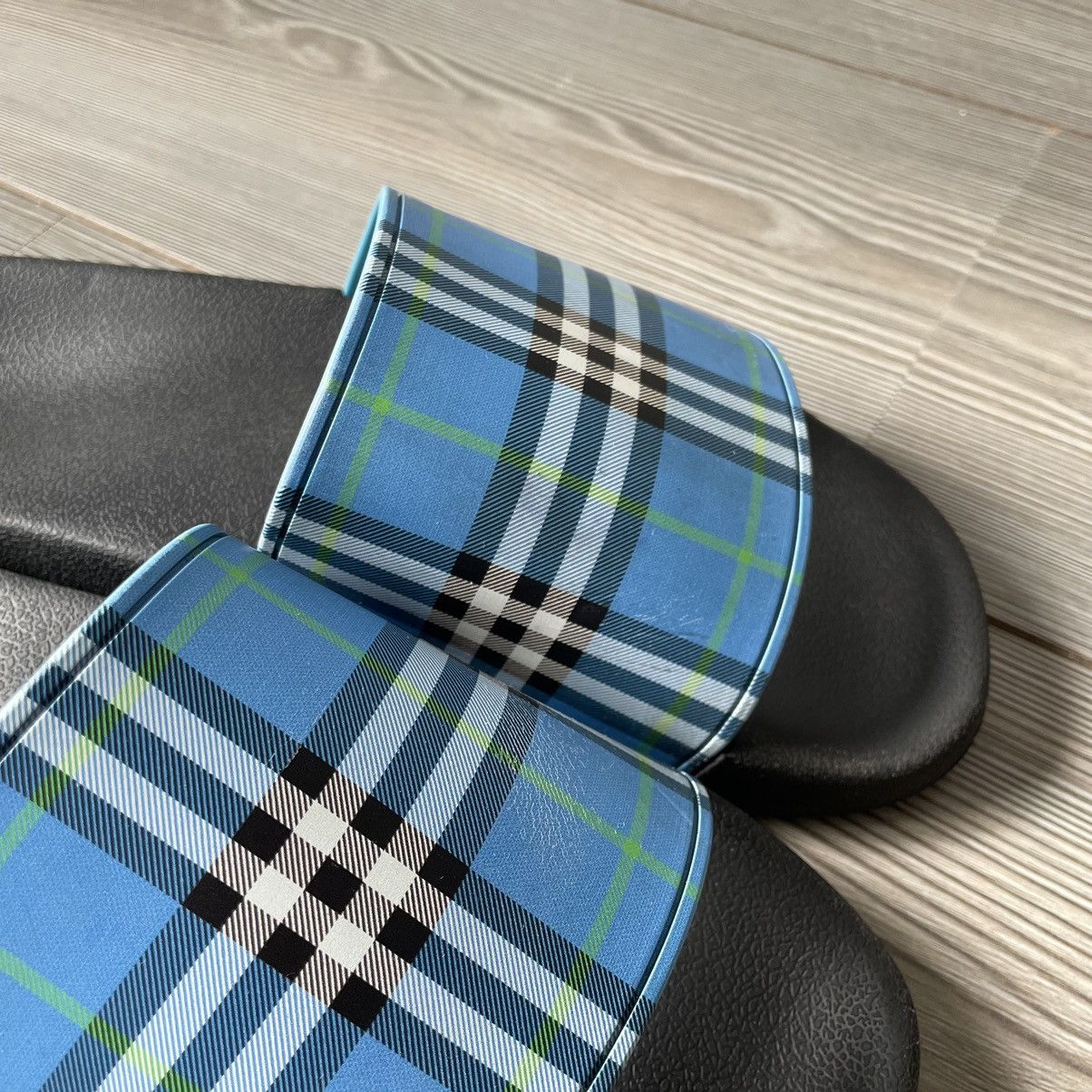 Burberry Burberry Furley Blue Nova Check Slides / Sandals / Slippers Size US 9 / EU 42 - 12 Thumbnail