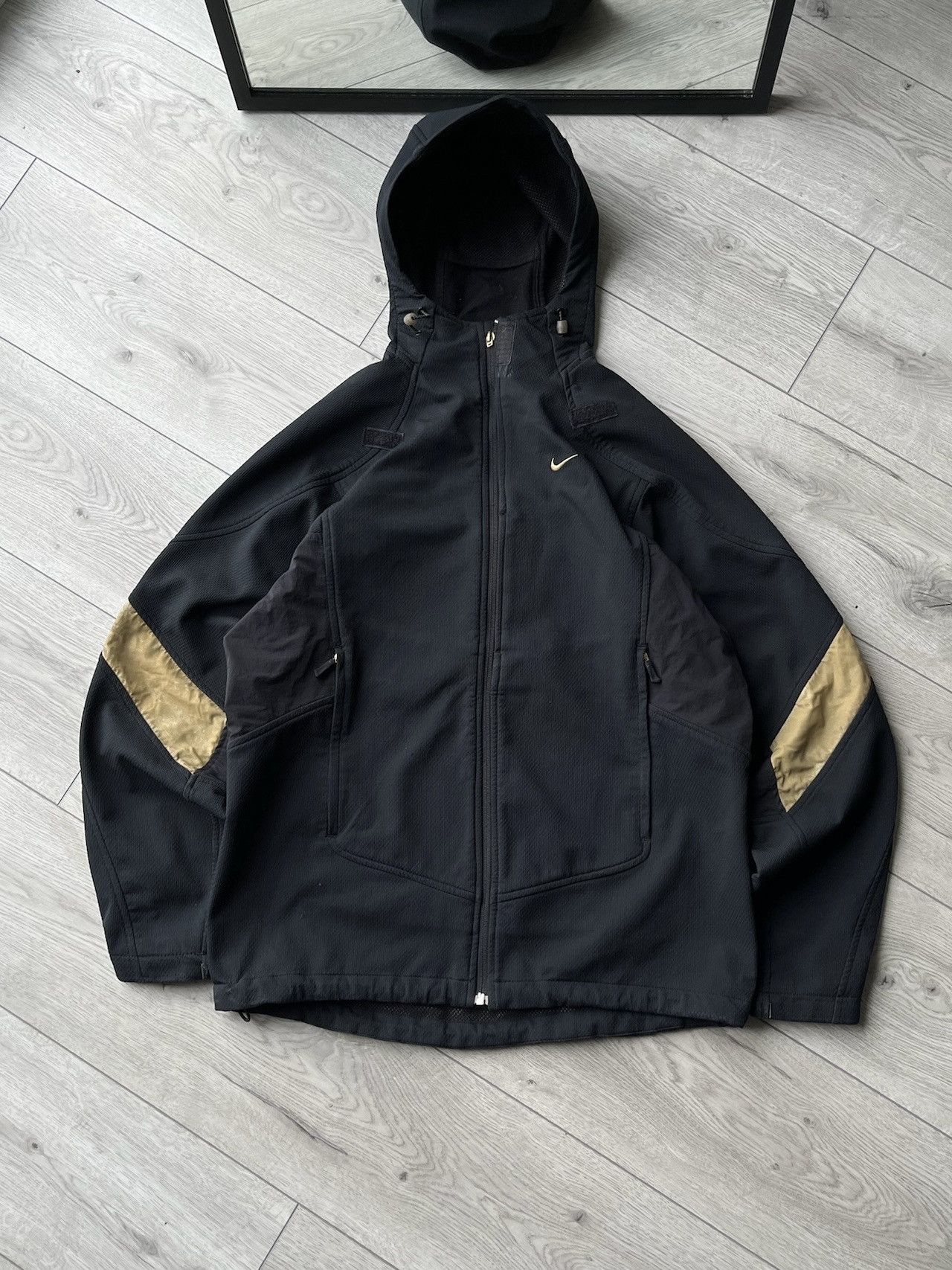 Nike Vintage Nike TN Skepta Styke Y2K Windbreaker Jacket M Size US M / EU 48-50 / 2 - 1 Thumbnail