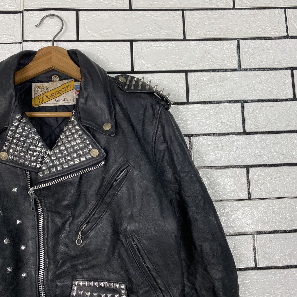 Schott 🔥VINTAGE LEATHER JACKET SCHOTT PERFECTO DOUBLE COLLAR PUNK Size US M / EU 48-50 / 2 - 5 Thumbnail