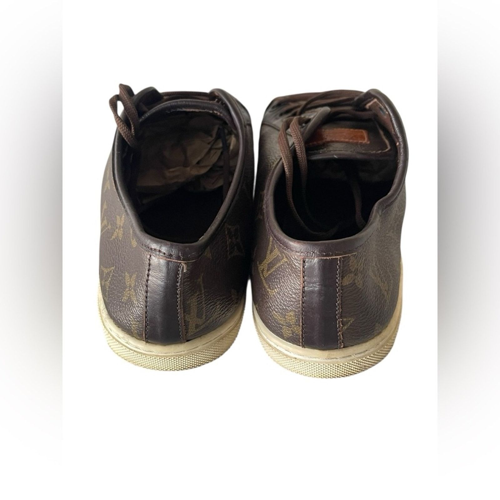 Louis Vuitton Louis Vuitton Monogram Sneakers Size: 39/US:8 Size US 8 / IT 38 - 4 Thumbnail