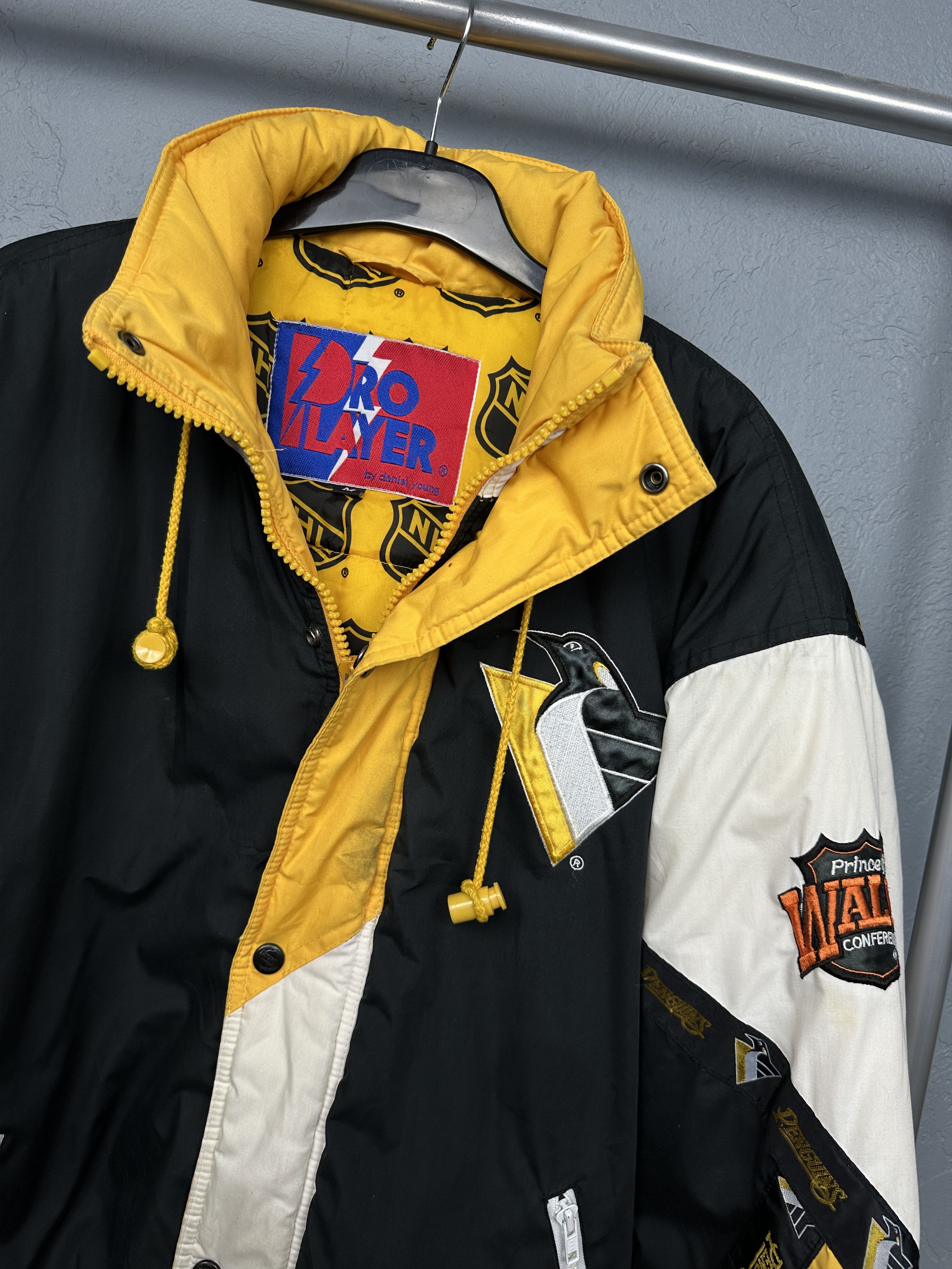 NHL Pittsburgh Penguins Pro Player NHL Vintage Mens Jacket Size US M / EU 48-50 / 2 - 7 Thumbnail