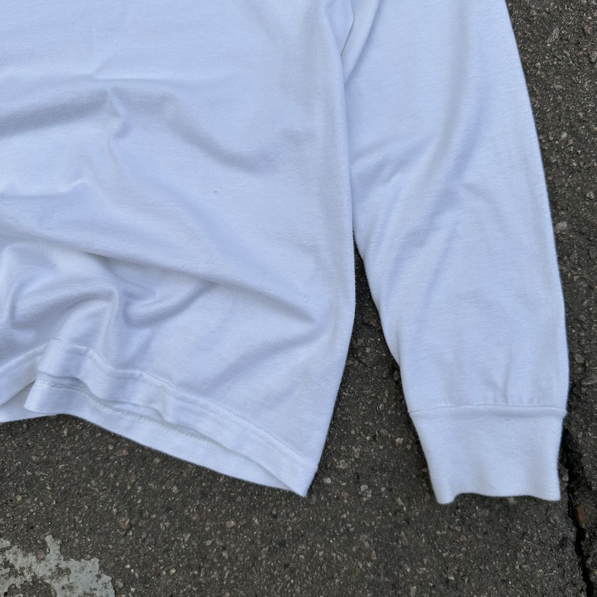 Undefeated × Vintage Vintage Undefeated Longsleeve T-shirts Big Logo Y2K 90s Size US M / EU 48-50 / 2 - 6 Thumbnail