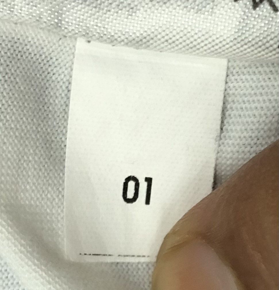 Uniqlo Uniqlo Lawrence Weiner 2014 The Museum Of Modern Art T-Shirt Size US M / EU 48-50 / 2 - 10 Thumbnail