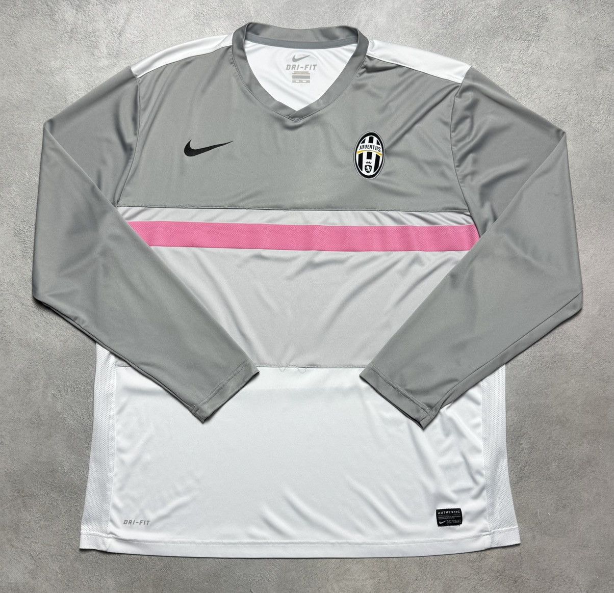 Nike Juventus 2011 2012 Pre-Match Shirt Jersey Long Sleeve Nike Size US XXL / EU 58 / 5 - 1 Thumbnail
