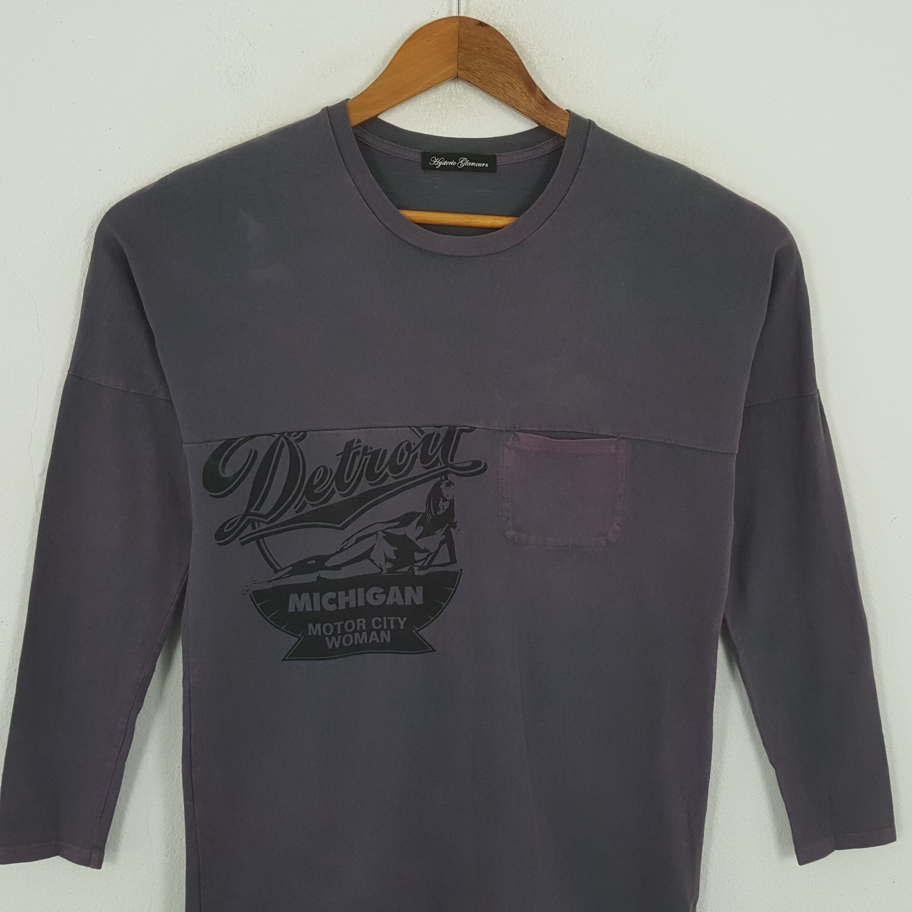 Hysteric Glamour × Japanese Brand × Vintage Vintage HYSTERIC GLAMOUR Japanese Fashion Brand T-Shirt Size US M / EU 48-50 / 2 - 2 Thumbnail