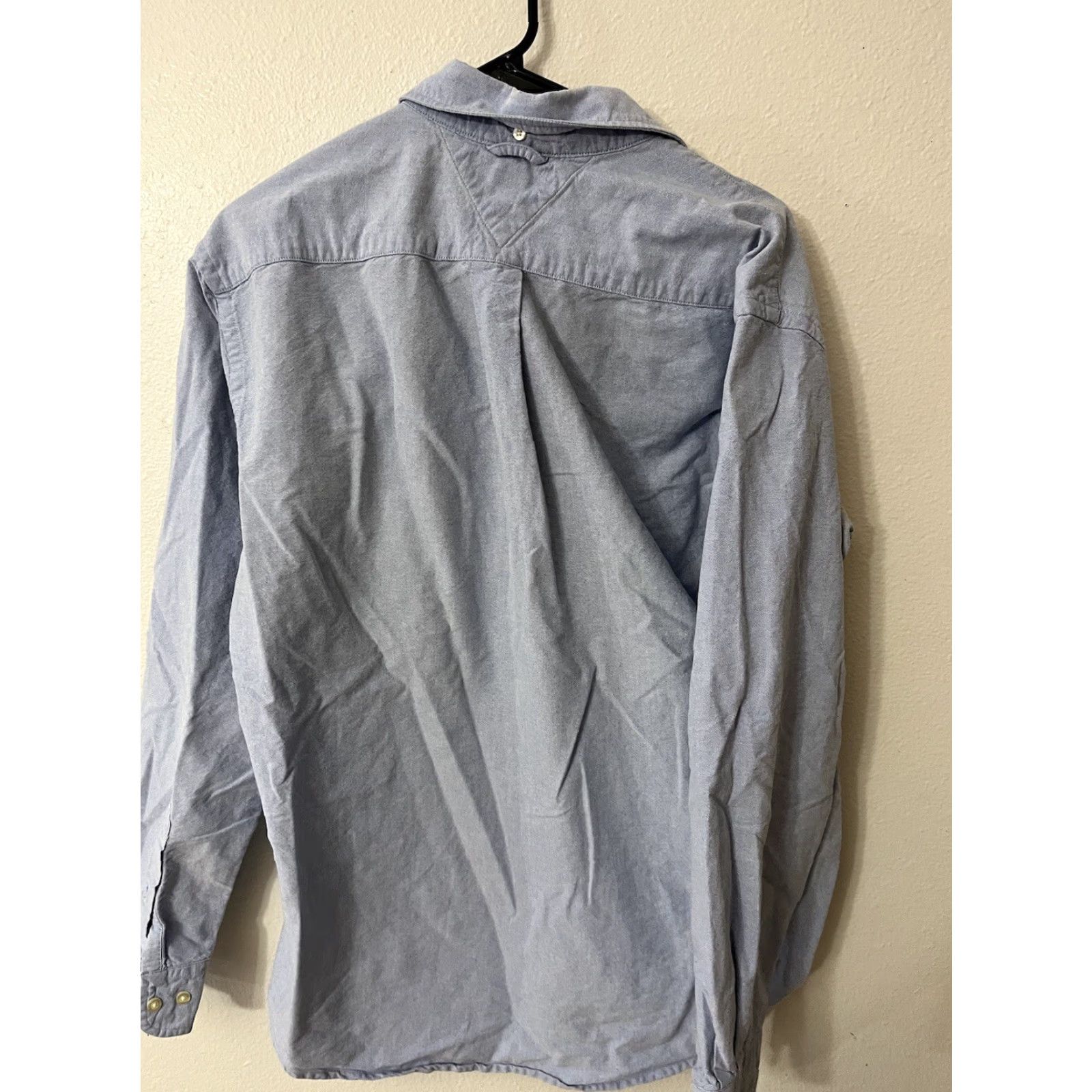 Tommy Hilfiger VINTAGE Tommy Hilfiger Shirt Regular Blue Solid Long Sleeve Button-Down Adult Large Size US L / EU 52-54 / 3 - 3 Thumbnail