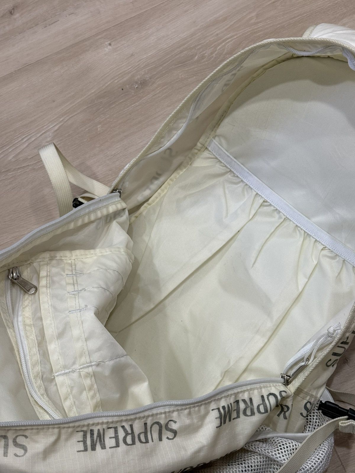 Supreme Supreme FW16 3M Reflective Repeat Backpack Size ONE SIZE - 17 Thumbnail