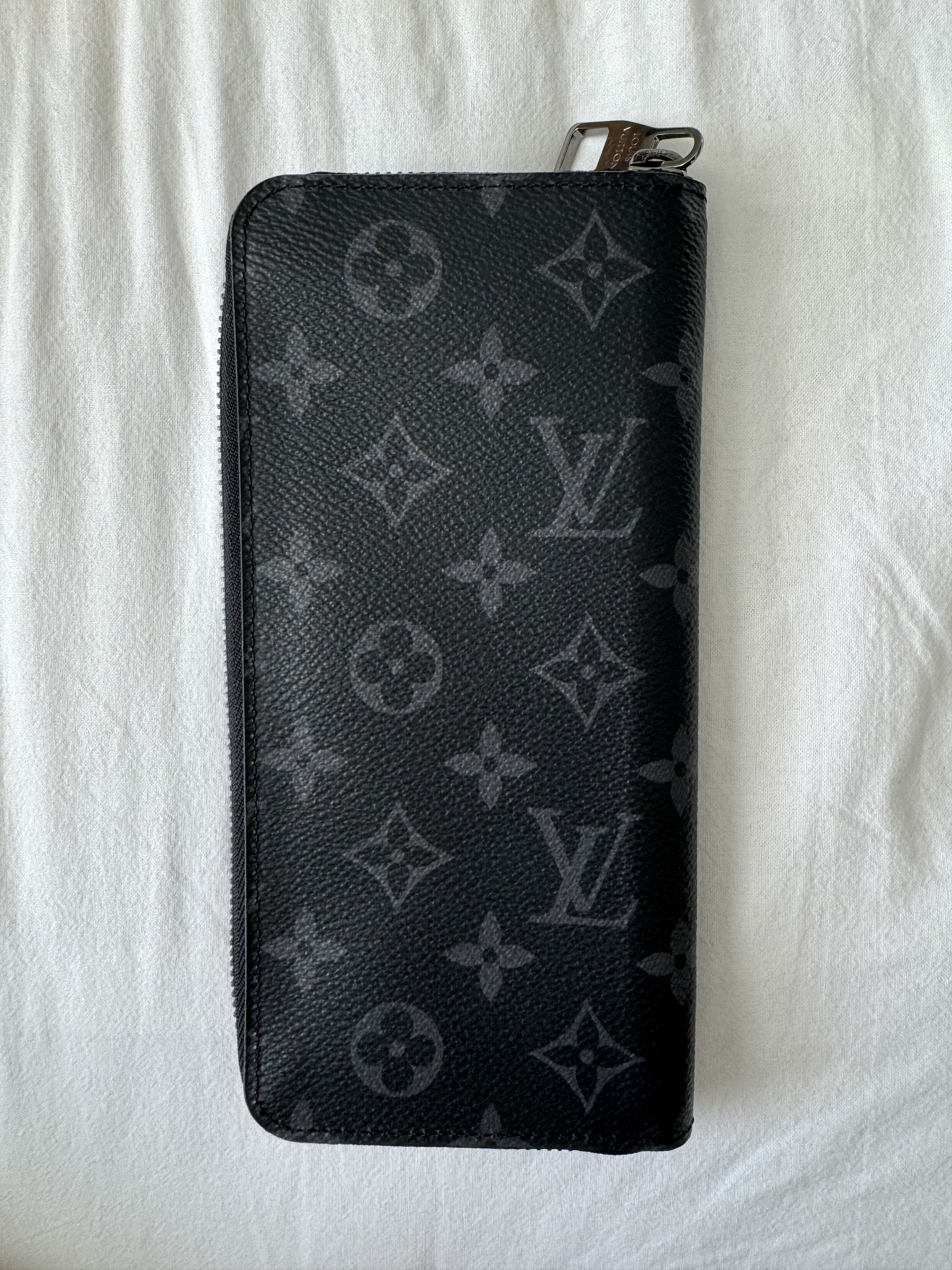 Louis Vuitton Louis Vuitton Zippy Wallet in eclipse monogram Size ONE SIZE - 2 Thumbnail